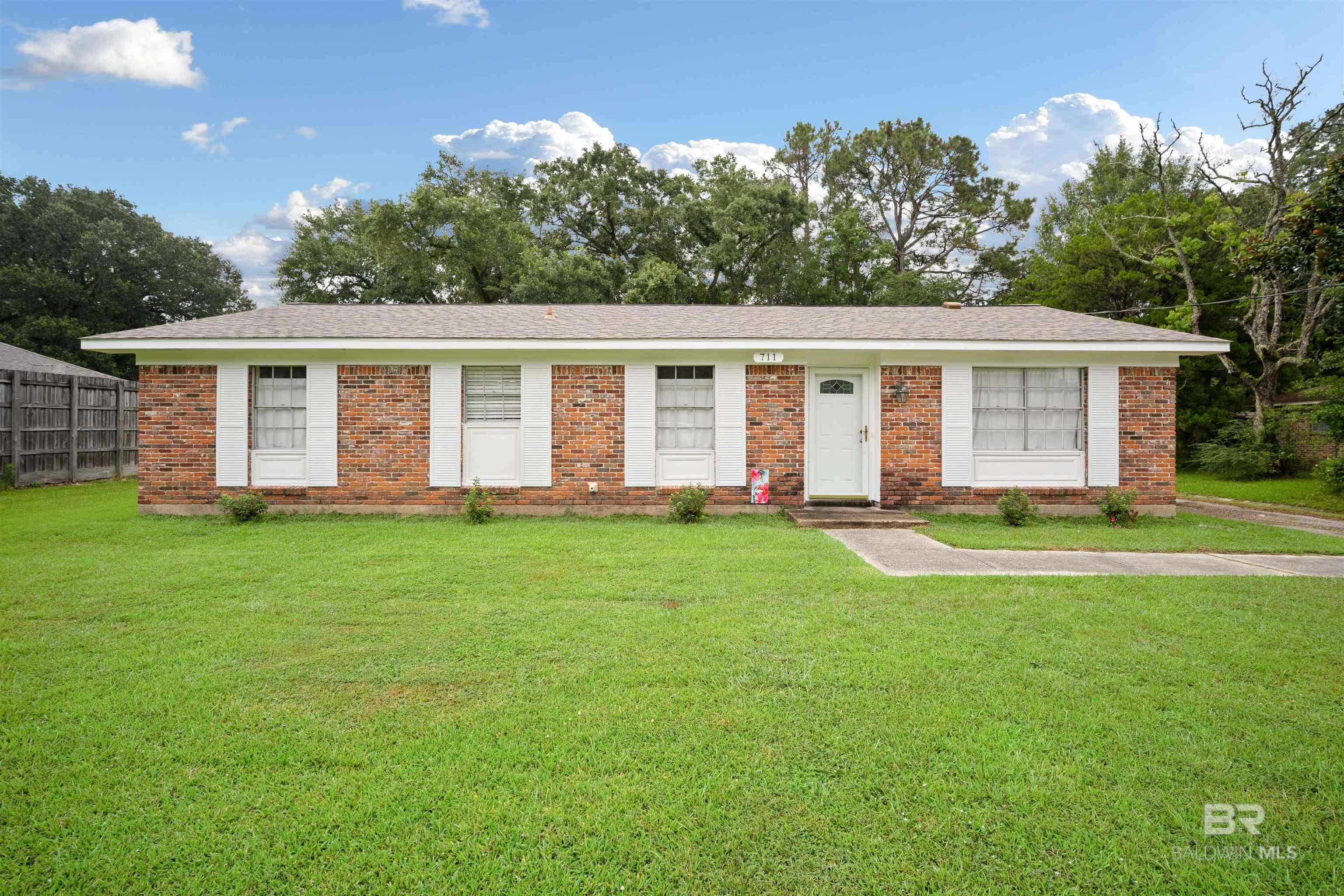 Homes for sale in Saraland, AL | 711 Ann Street, Saraland, AL 36571 | MLS# 383326