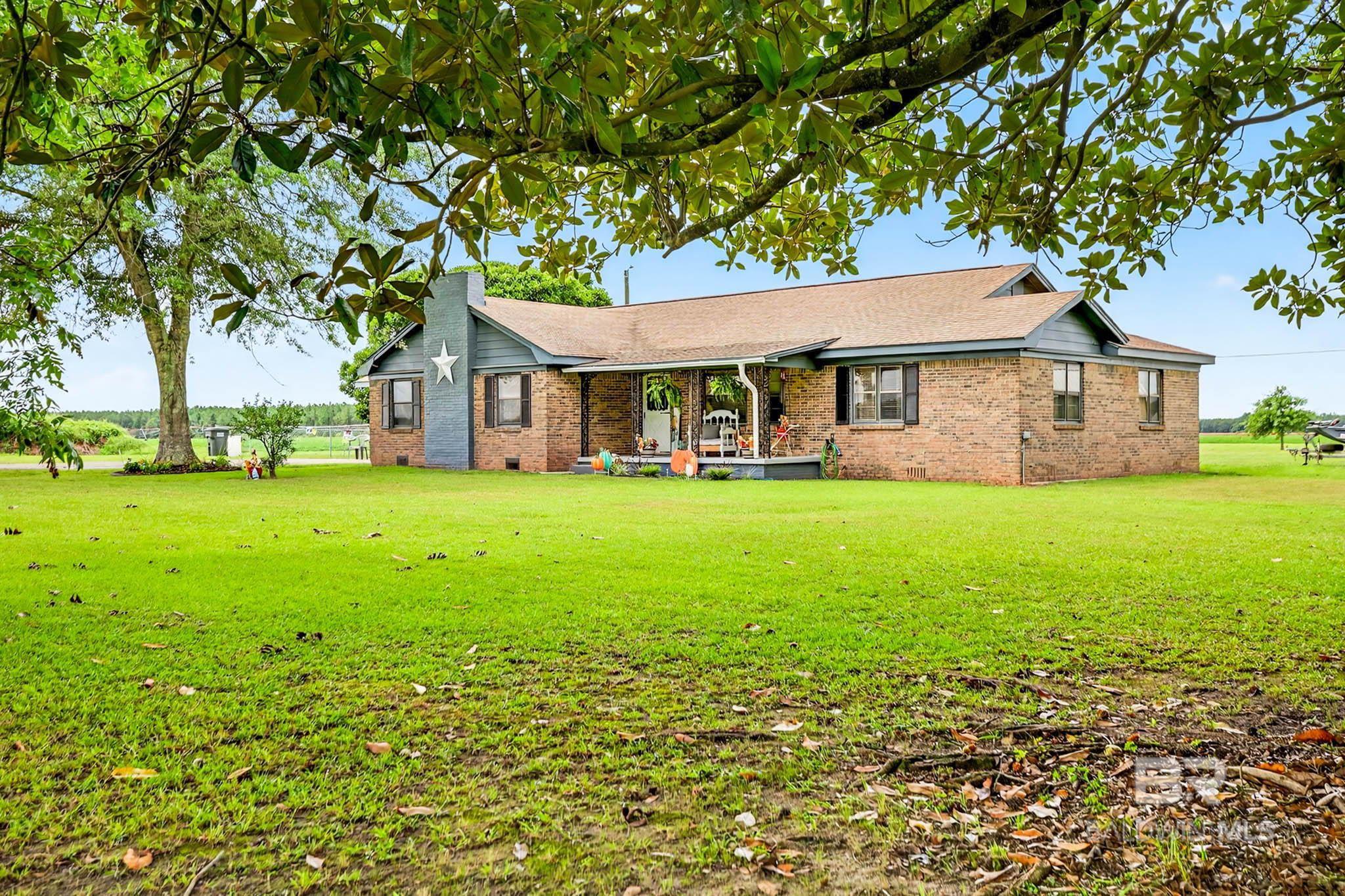 Homes for sale in Atmore, AL | 23455 Redtown Road, Atmore, AL 36502 | MLS# 383576