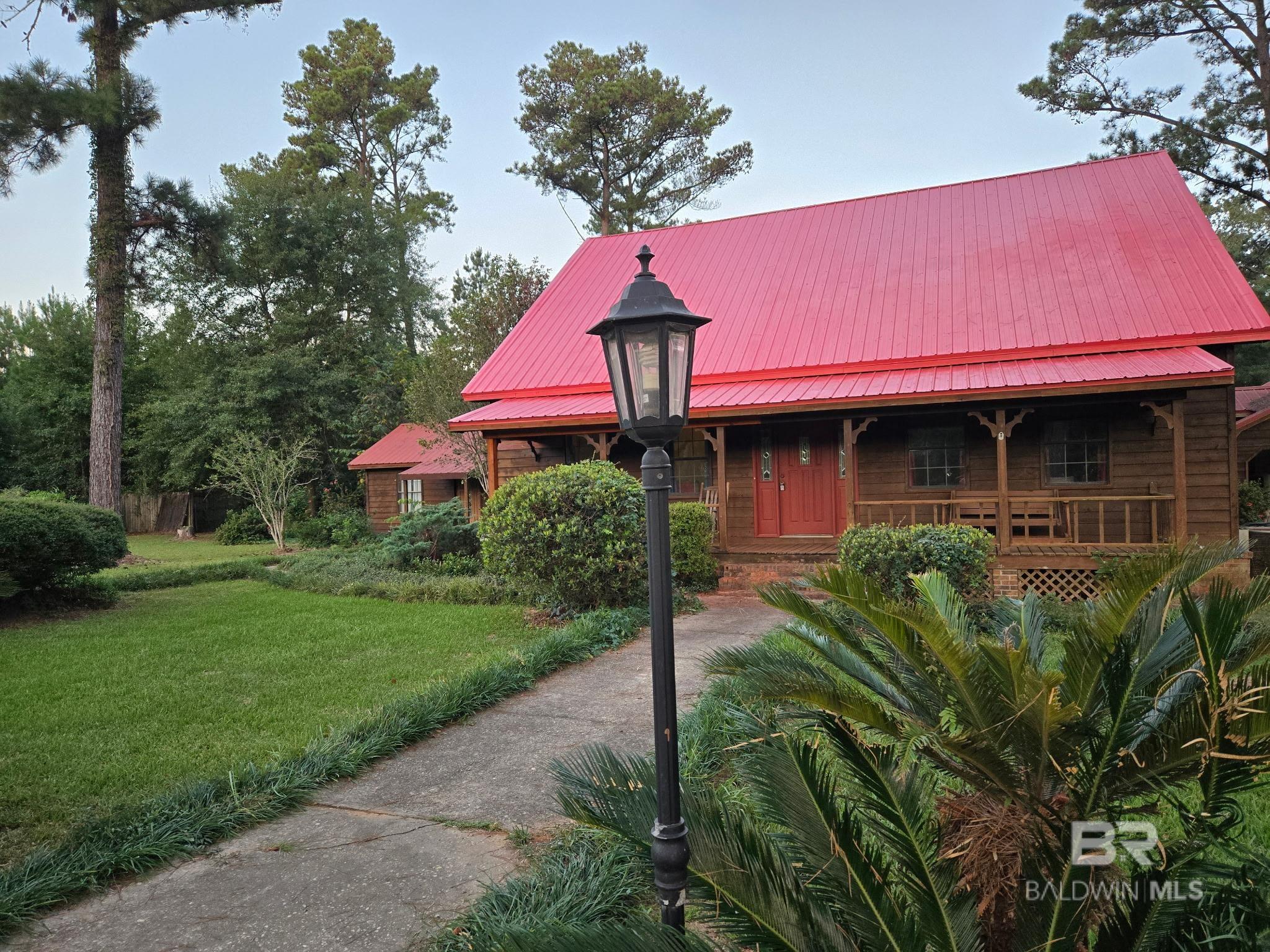 Homes for sale in Monroeville, AL | 741 Thompson Dr, Monroeville, AL 36460 | MLS# 383802