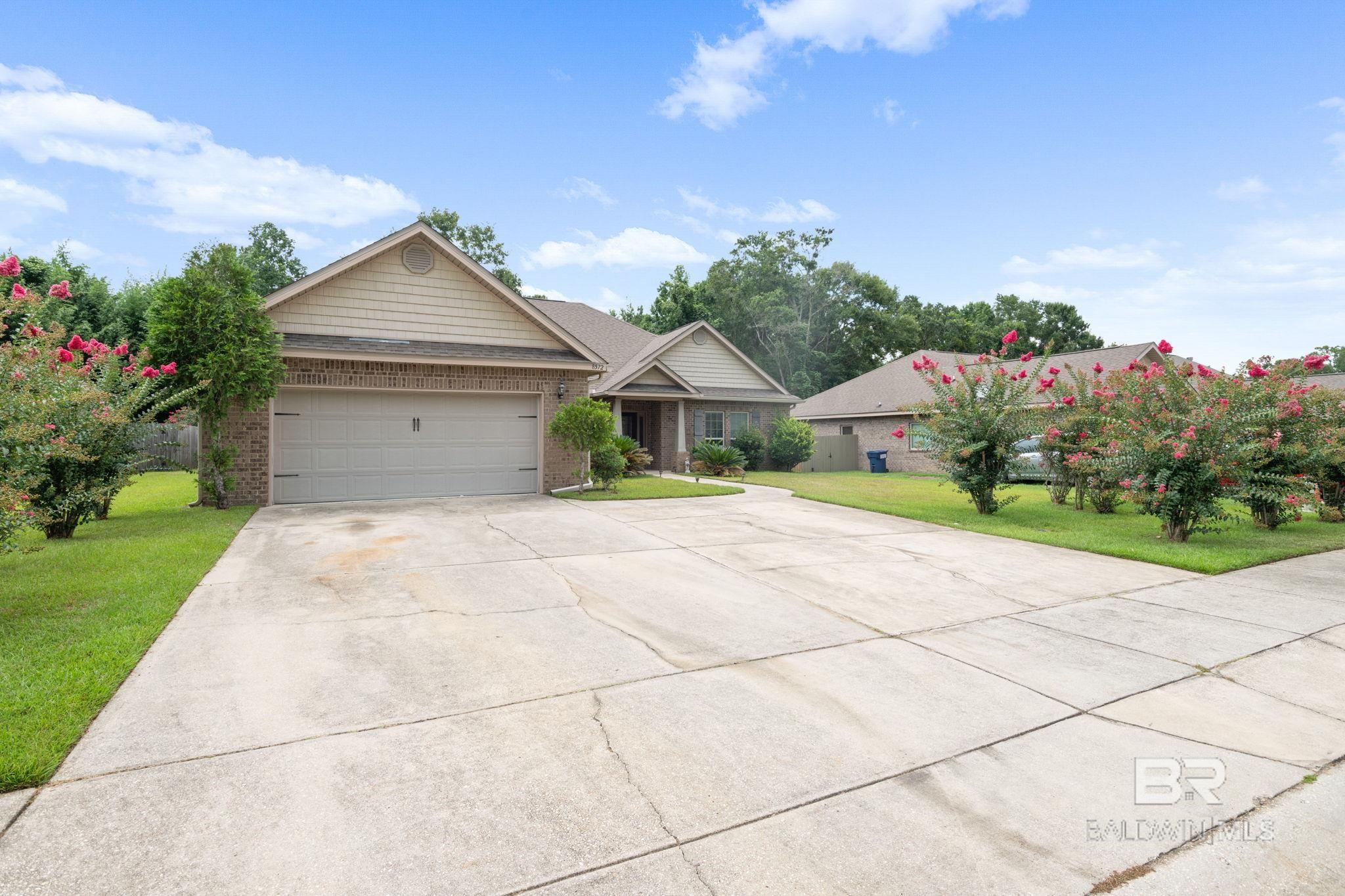 Homes for sale in Mobile, AL | 8572 N Selby Phillips Dr, Mobile, AL 36695 | MLS# 384017