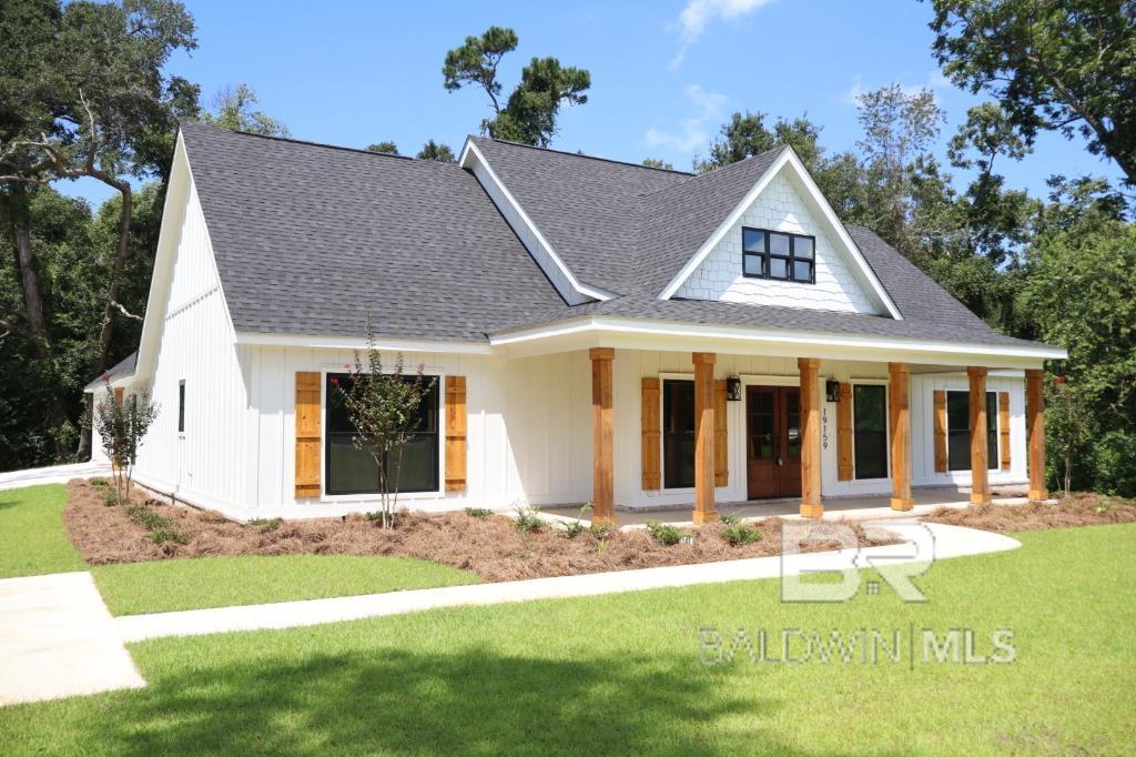 Homes for sale in Fairhope, AL | 19159 Section Street, Fairhope, AL 36532 | MLS# 384223