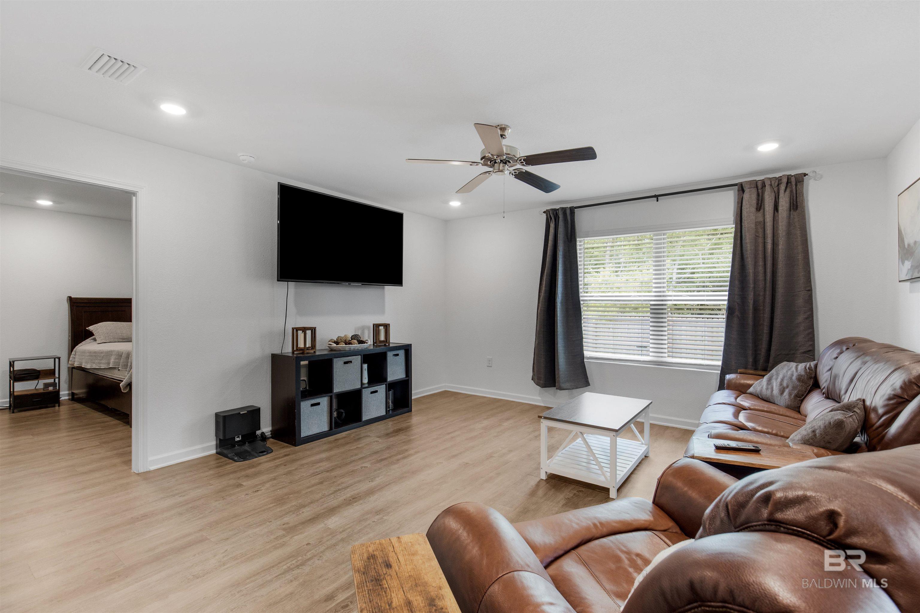 Homes for sale in Lillian, AL | 32299 Terranova Loop, Lillian, AL 36549 | MLS# 384238