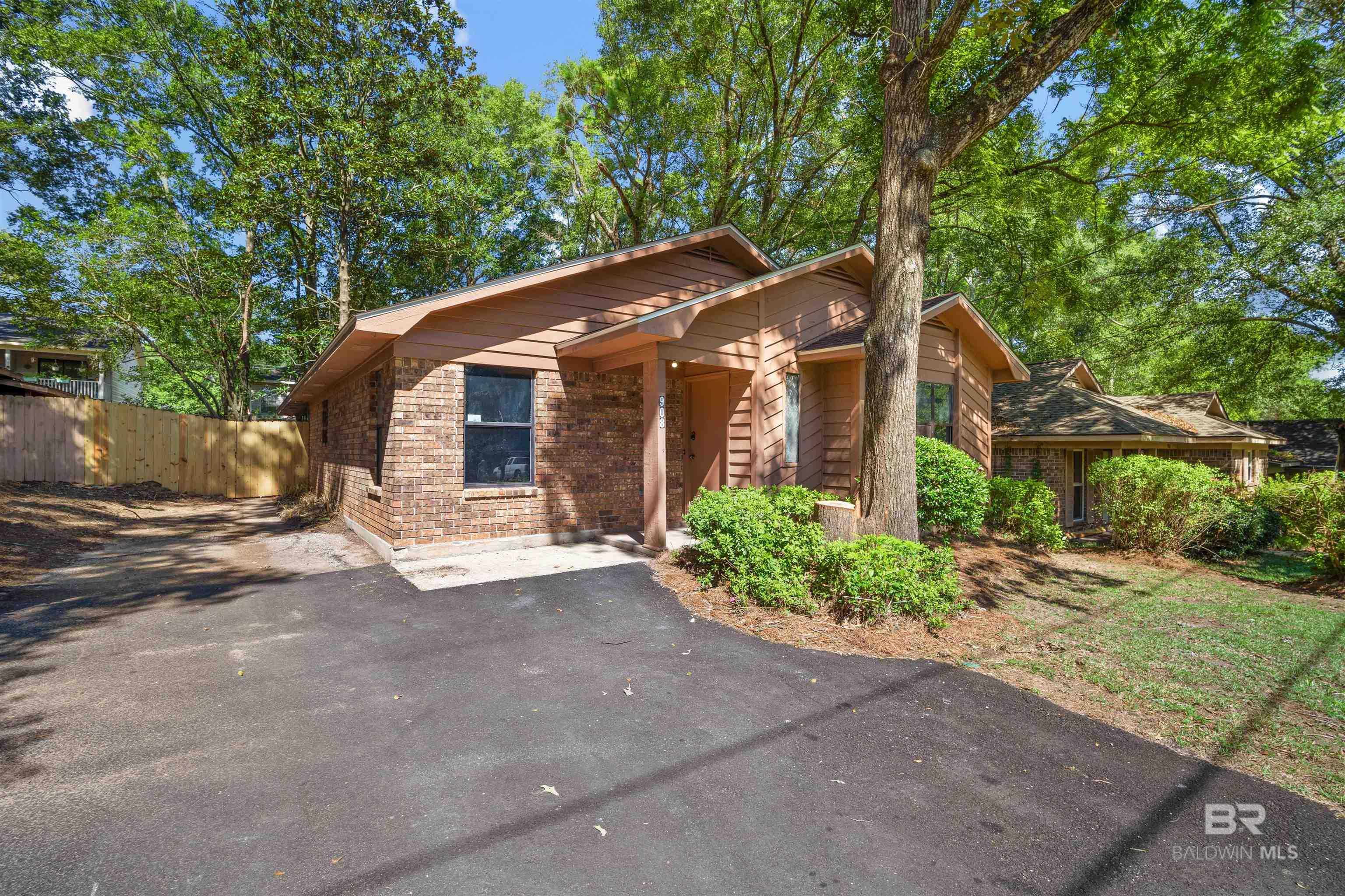 Listing Photo 384285