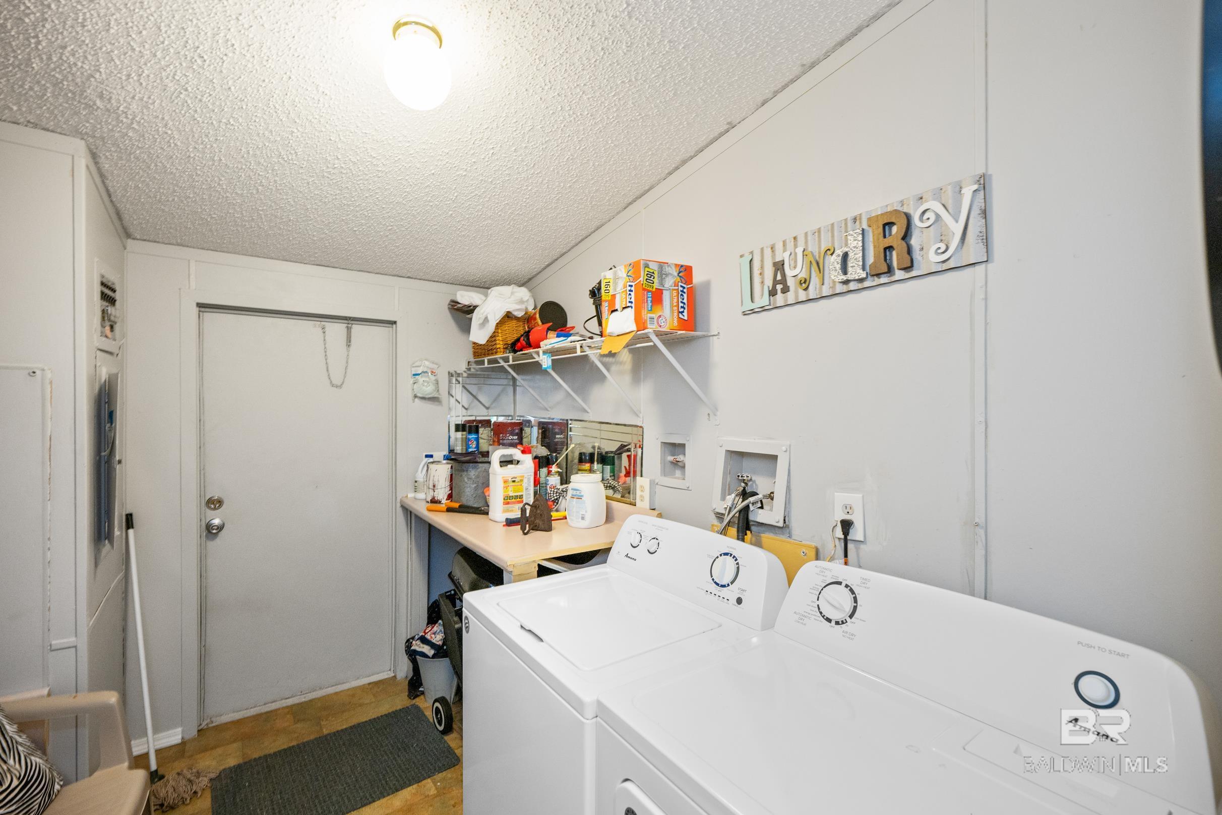 Homes for sale in Lillian, AL | 1858 Suavez Dr, Lillian, AL 36549 | MLS# 384700