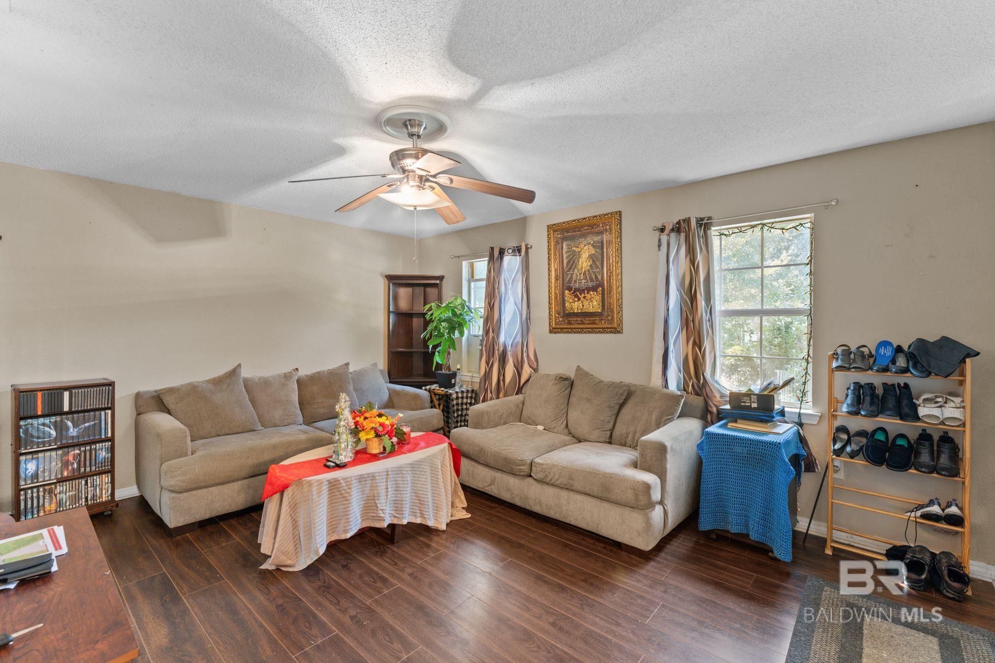 Homes for sale in Irvington, AL | 7042 Forest Glenn Court, Irvington, AL 36544 | MLS# 384846