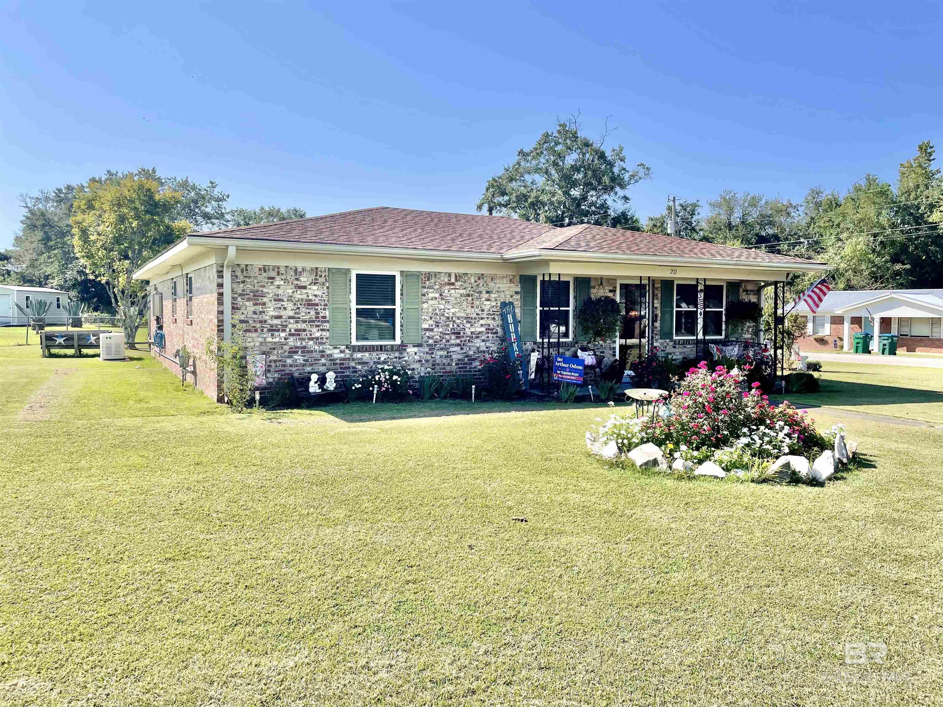 Listing Photo 385018