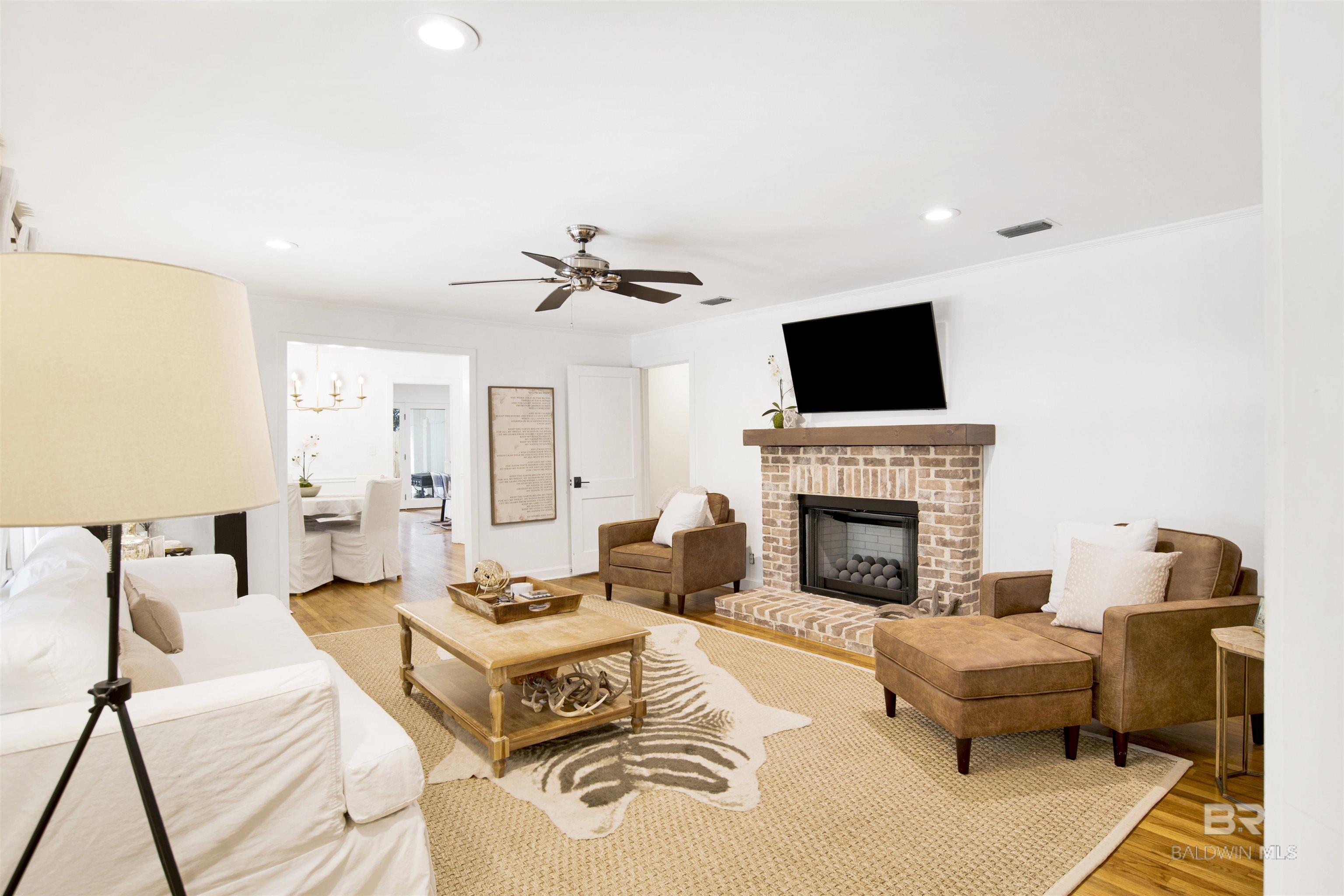 Homes for sale in Fairhope, AL | 258 S School Street, Fairhope, AL 36532 | MLS# 385106