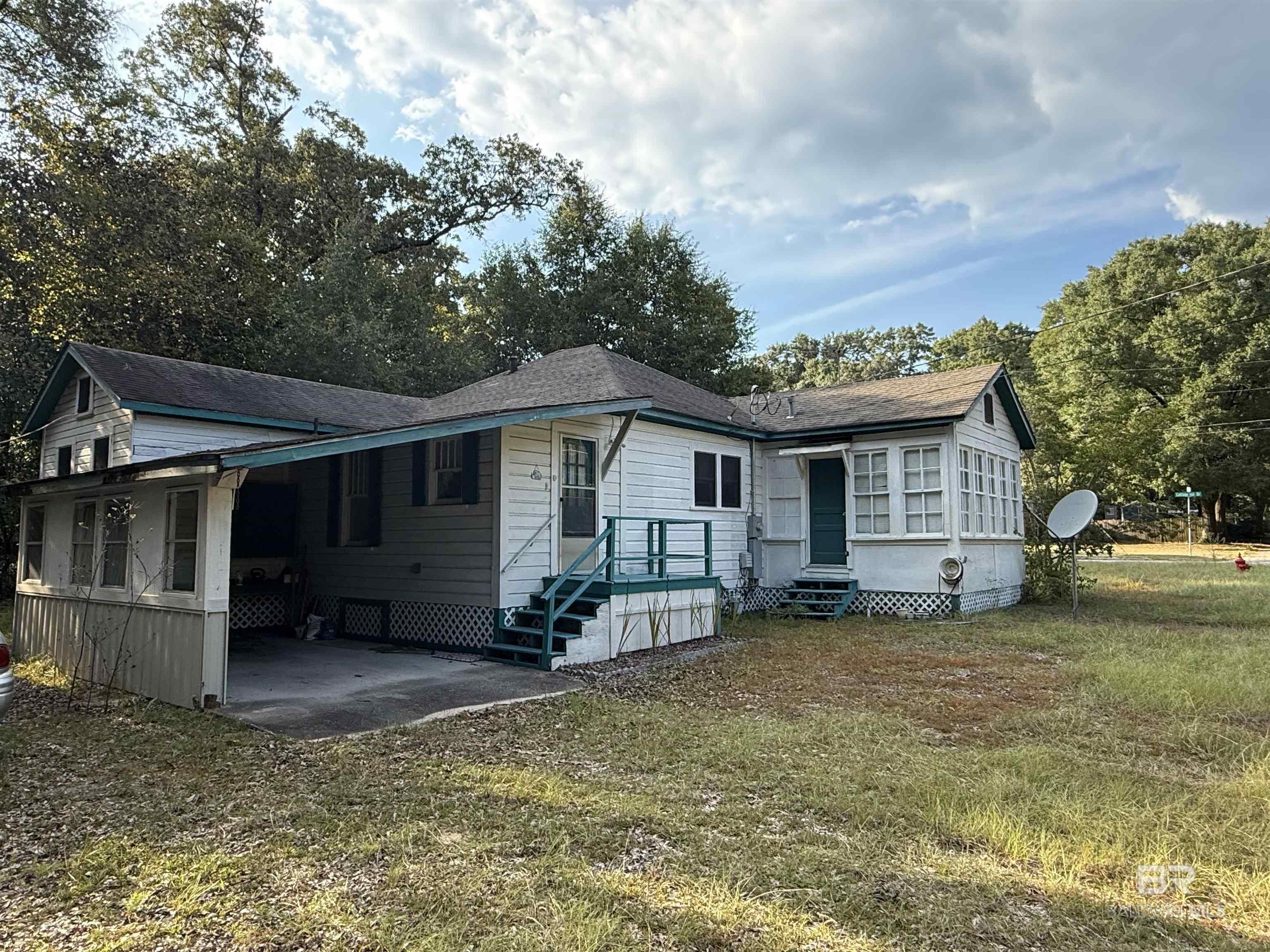 Listing Photo 385274