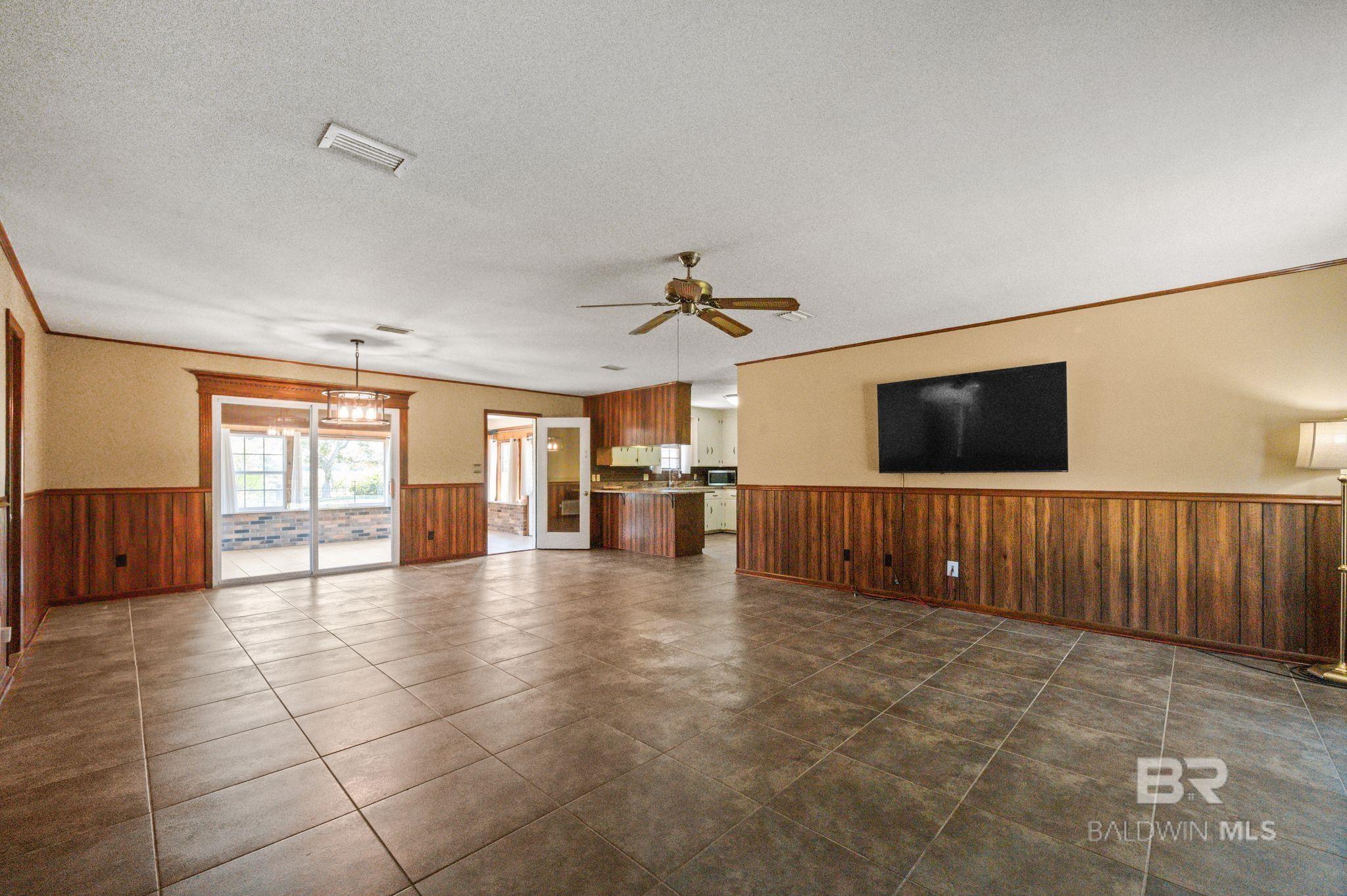 Homes for sale in Fairhope, AL | 12762 Mary Ann Beach Road, Fairhope, AL 36532 | MLS# 385354