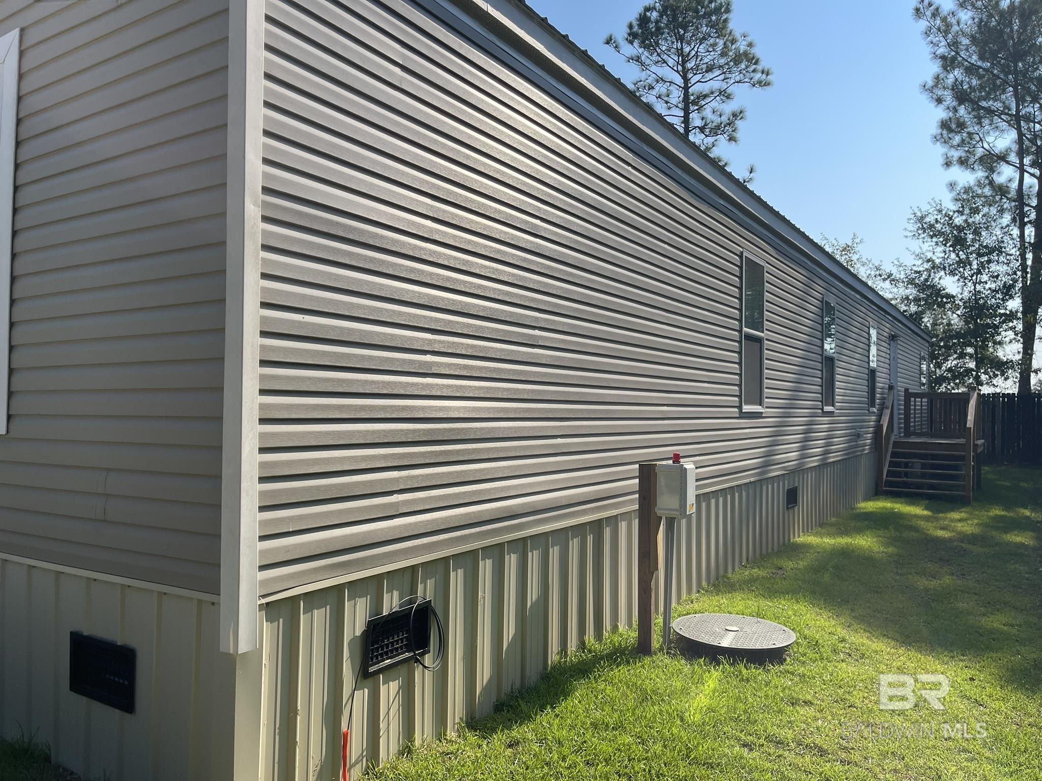 Homes for sale in Elberta, AL | 9212 Bay Pines Road, Elberta, AL 36530 | MLS# 385547