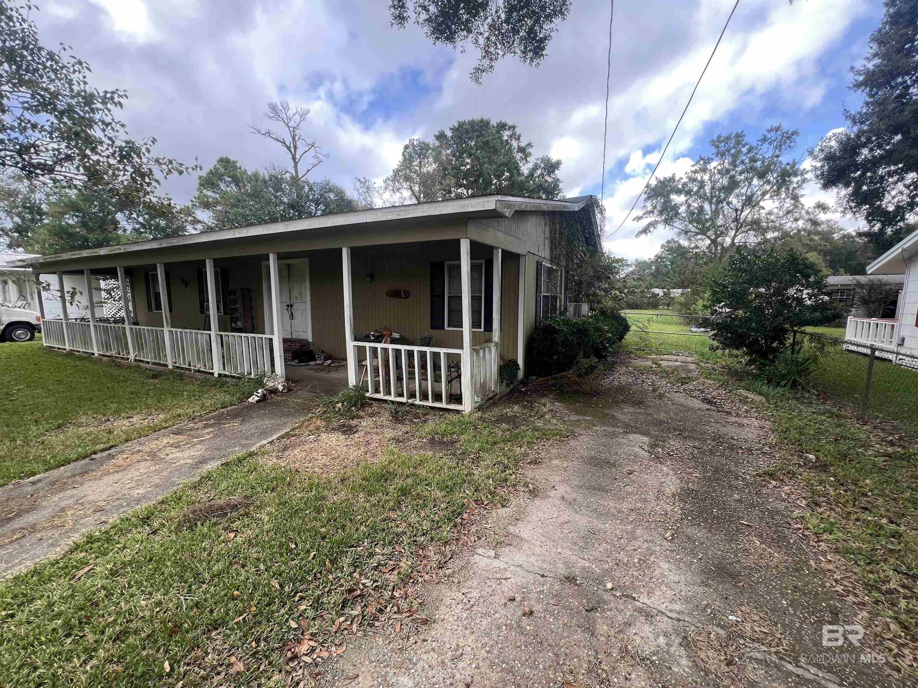 Homes for sale in Theodore, AL | 5510 East Road, Theodore, AL 36582 | MLS# 385725