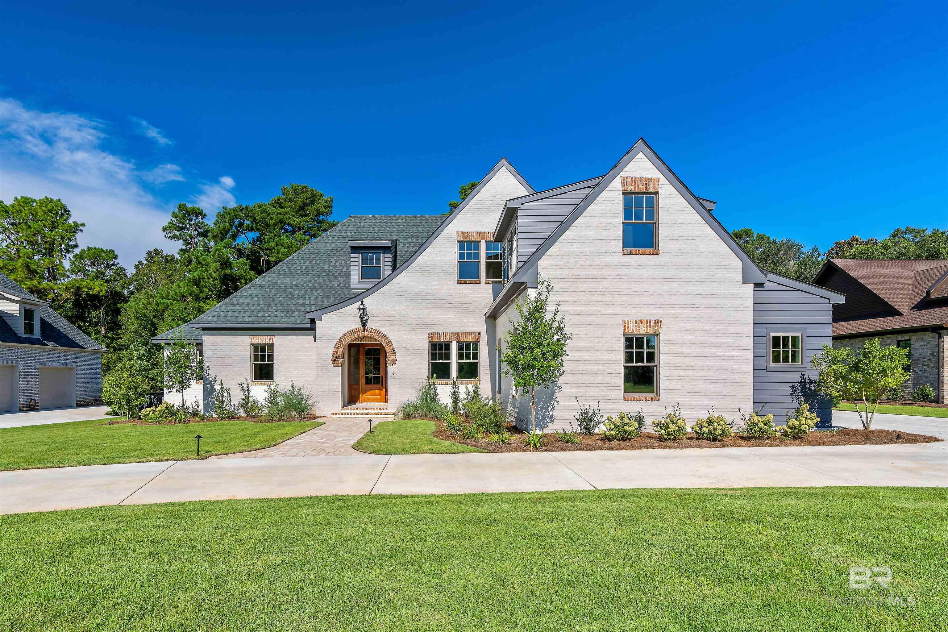 Homes for sale in Fairhope, AL | 197 Mount Pleasant Boulevard, Fairhope, AL 36532 | MLS# 385865