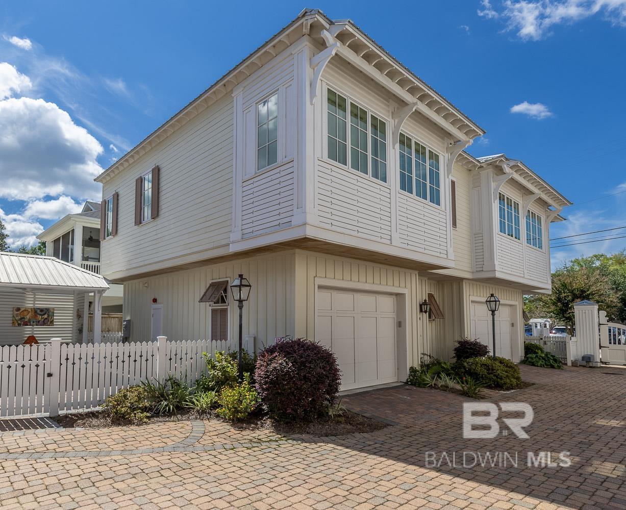 4 Downtown Founders Lane #4