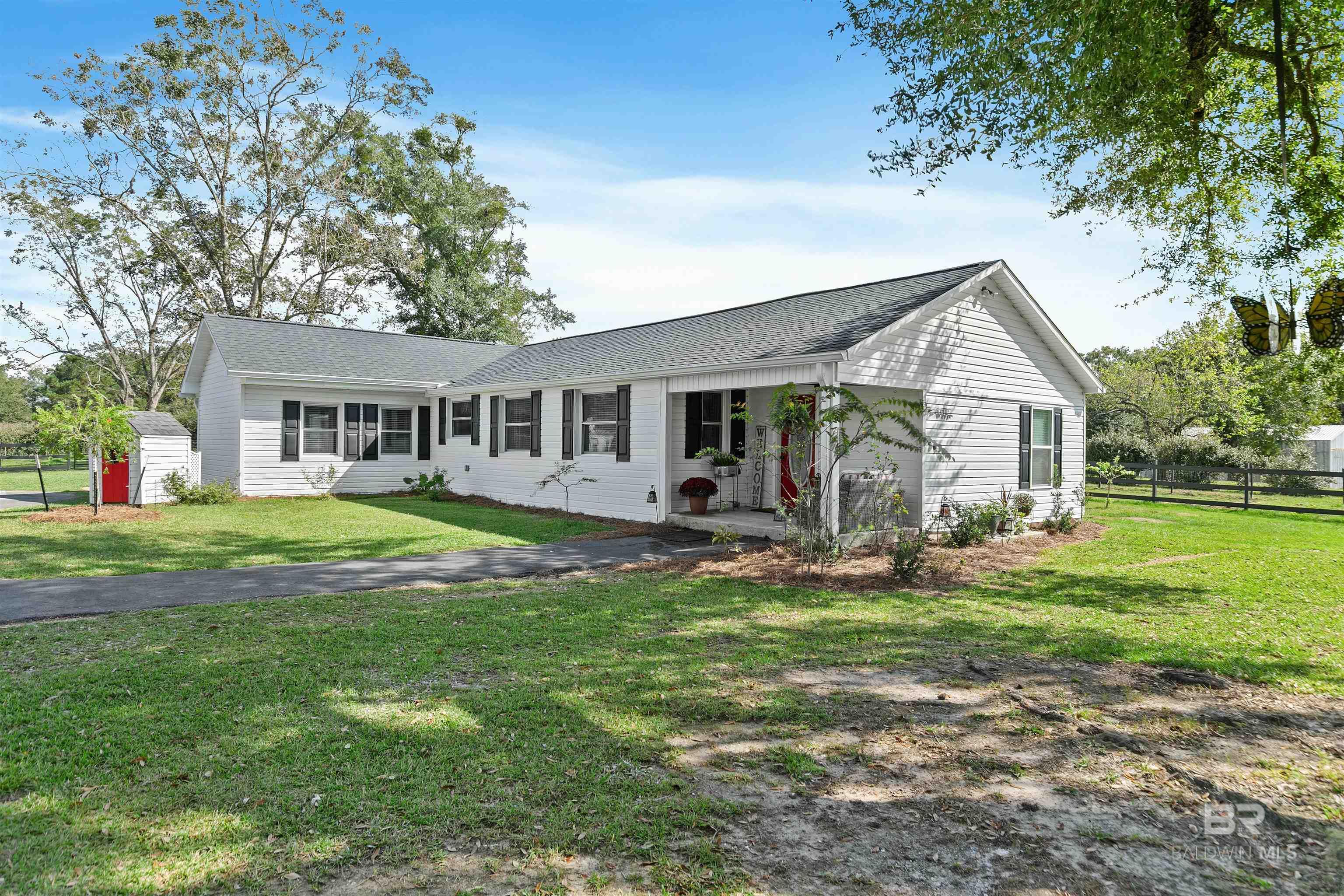 Homes for sale in Robertsdale, AL | 19402 Steadham Lane, Robertsdale, AL 36567 | MLS# 386162