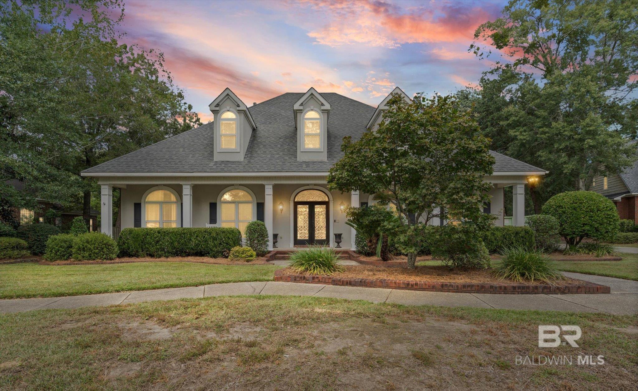 2518 W Muir Woods Drive