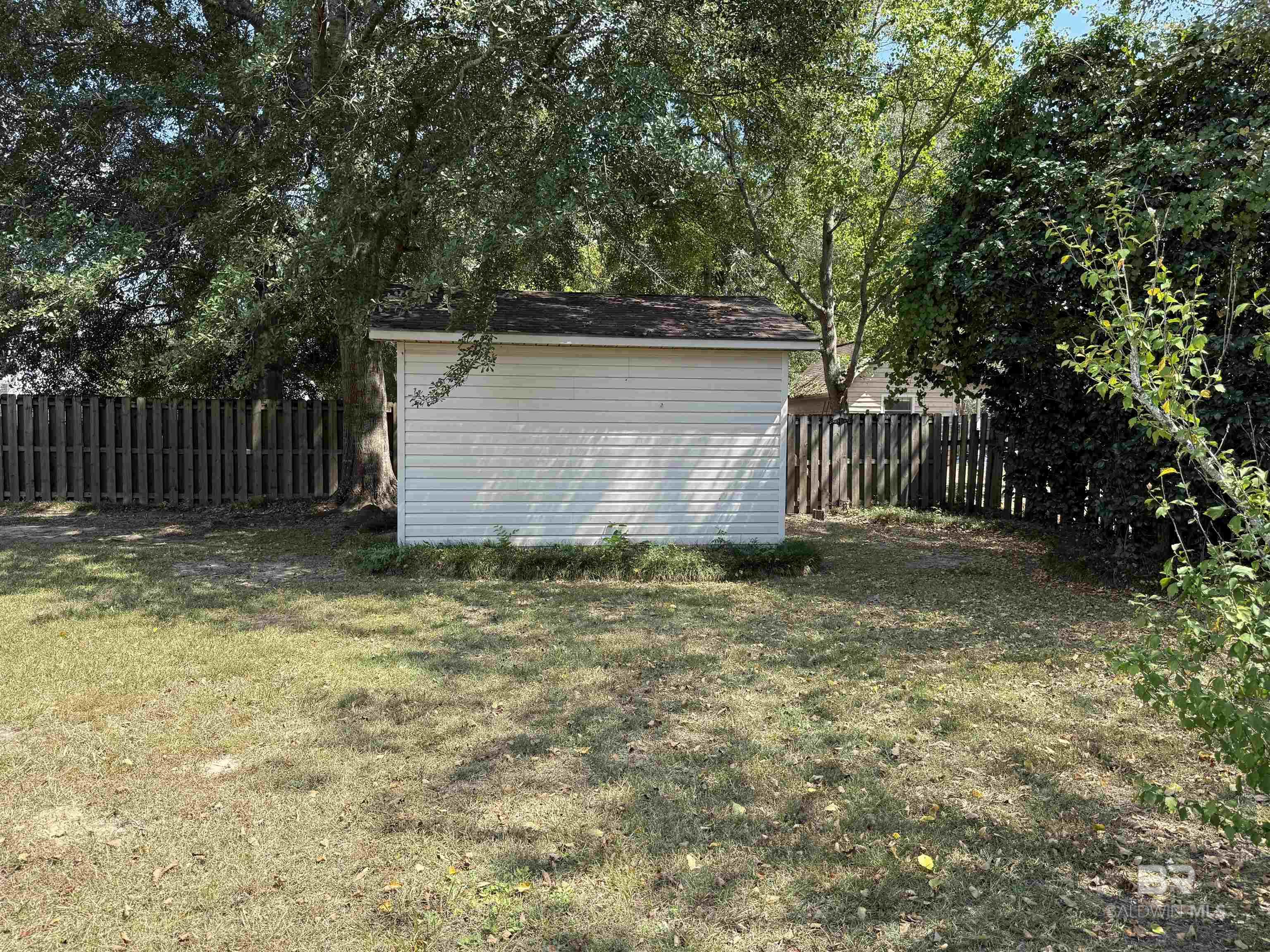 Homes for sale in Brewton, AL | 110 Woodmere Dr, Brewton, AL 36426 | MLS# 386298