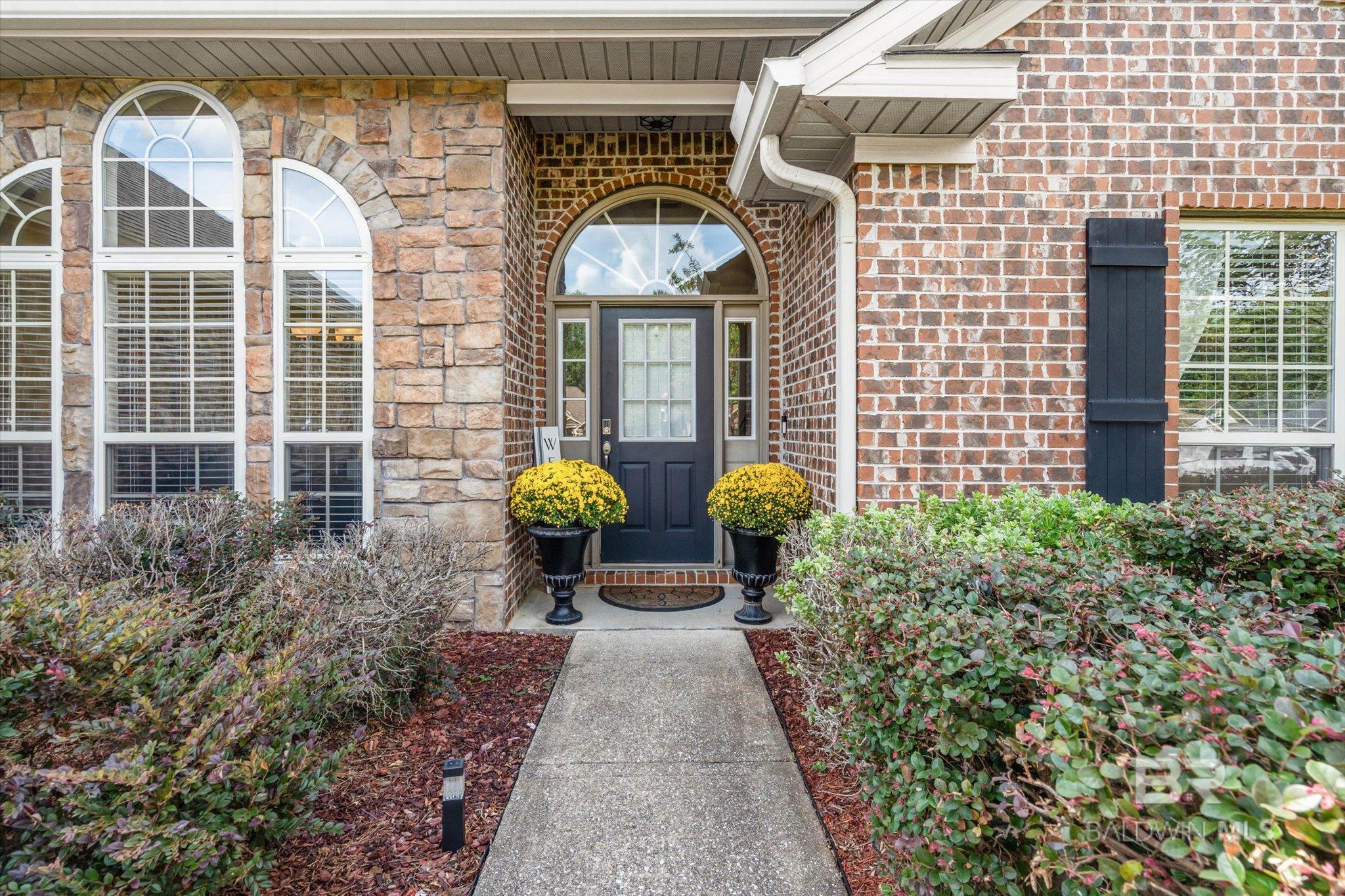 Homes for sale in Spanish Fort, AL | 30406 Pinyon Dr, Spanish Fort, AL 36527 | MLS# 386410