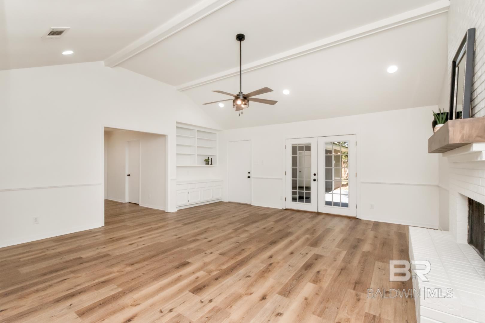 Homes for sale in Mobile, AL | 5912 Cansler Dr, Mobile, AL 36609 | MLS# 386571