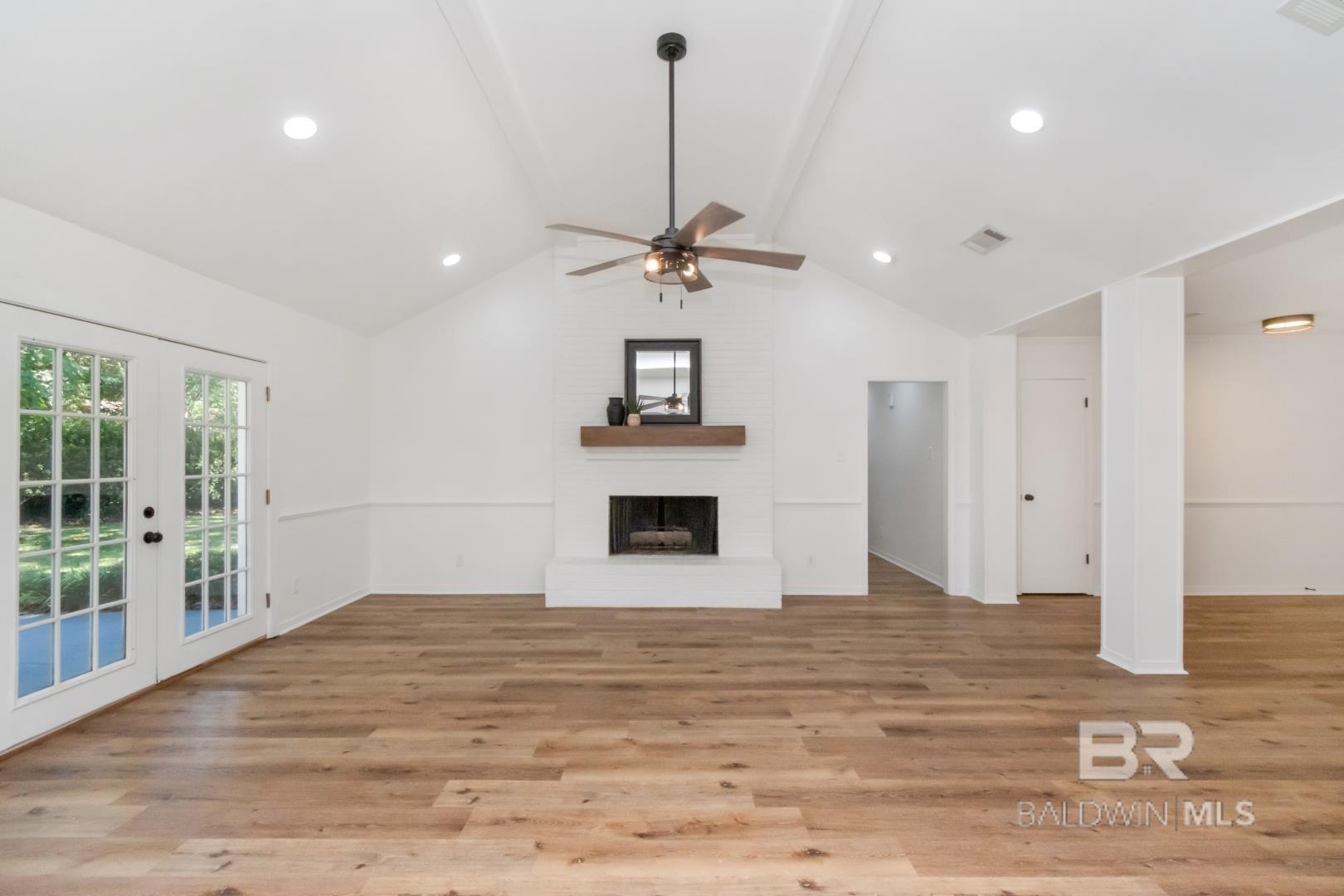 Homes for sale in Mobile, AL | 5912 Cansler Dr, Mobile, AL 36609 | MLS# 386571