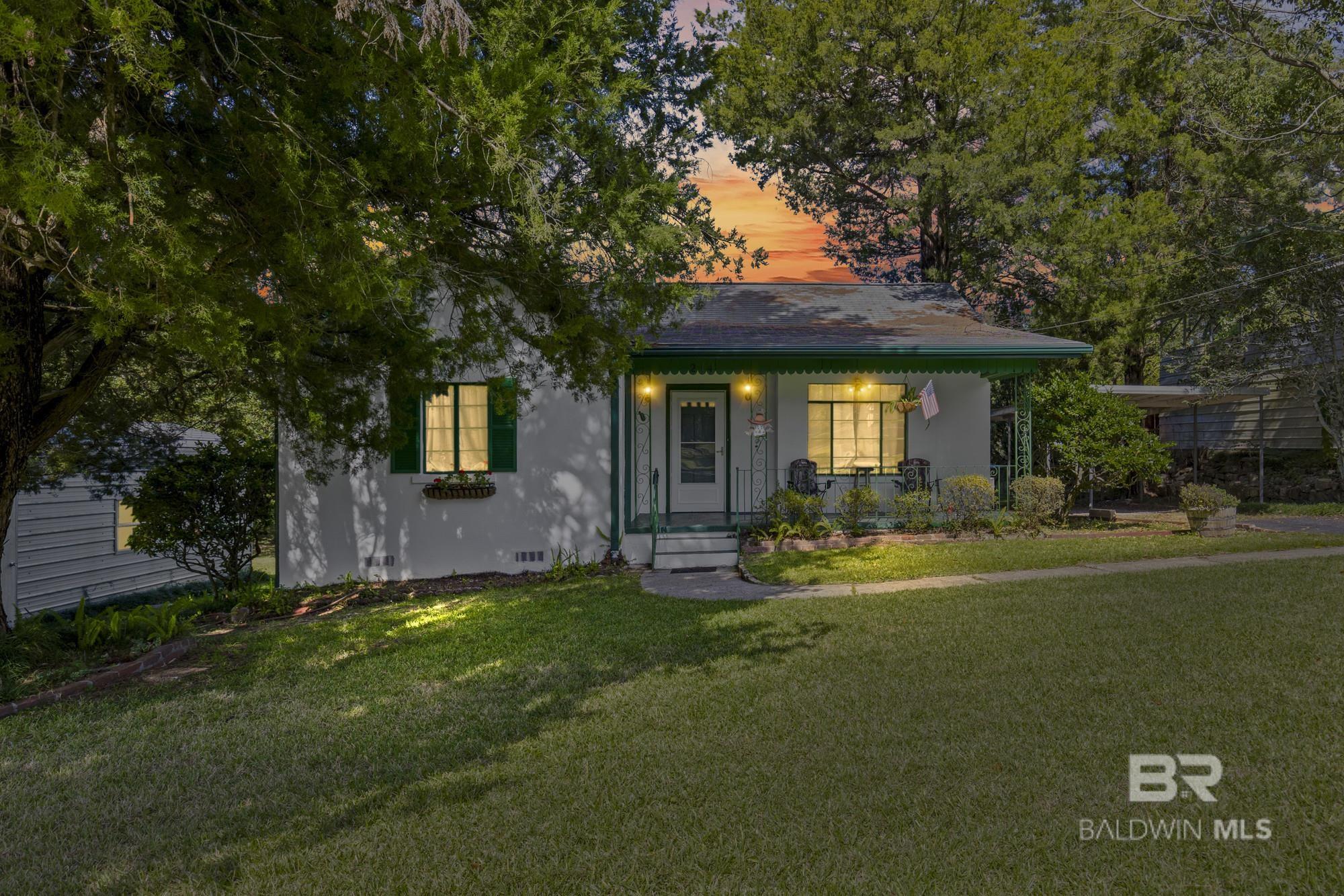 Homes for sale in Chickasaw, AL | 214 Sutherland Dr, Chickasaw, AL 36611 | MLS# 386793