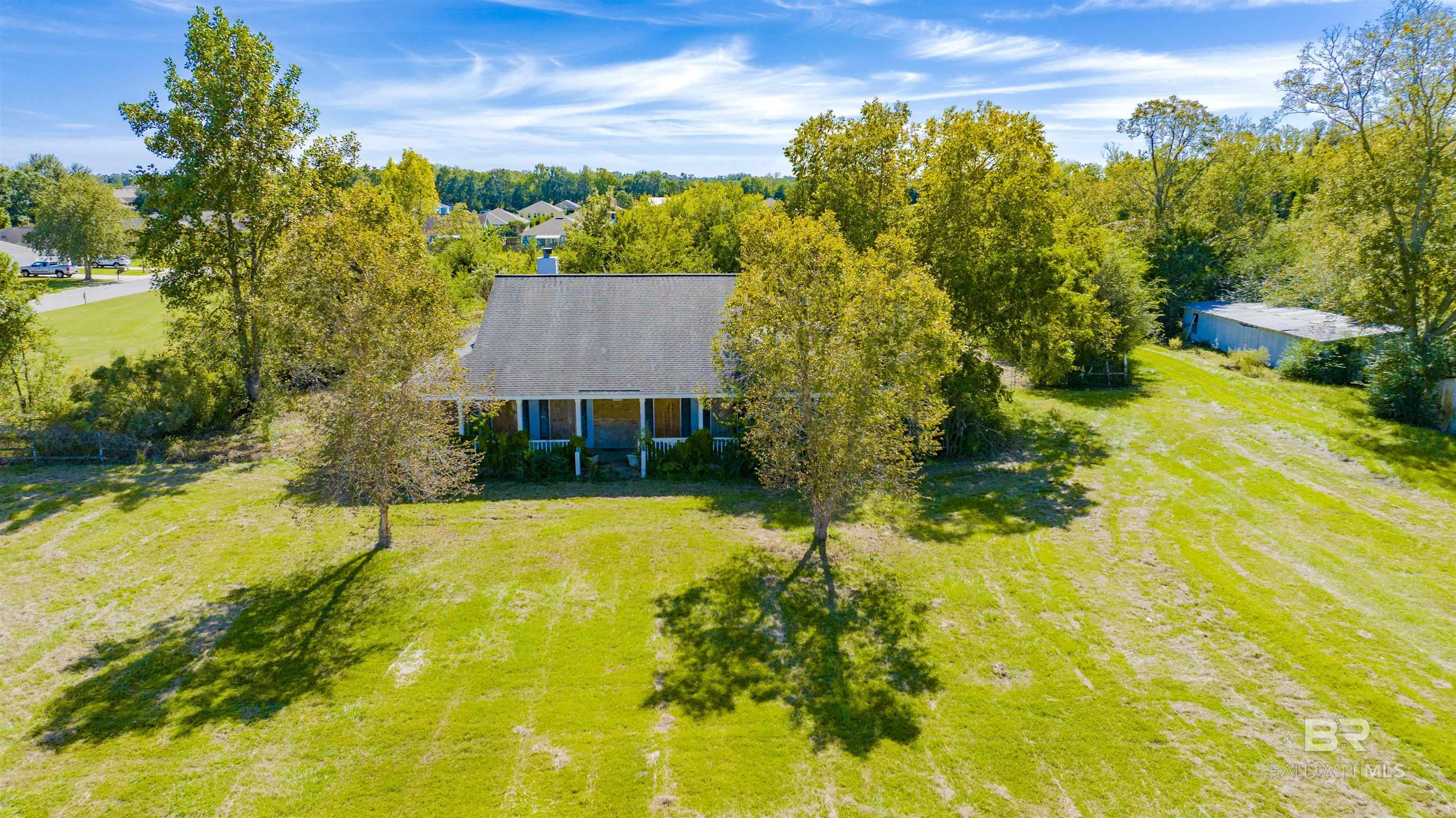 Homes for sale in Foley, AL | 19184 County Road 20, Foley, AL 36535 | MLS# 387061