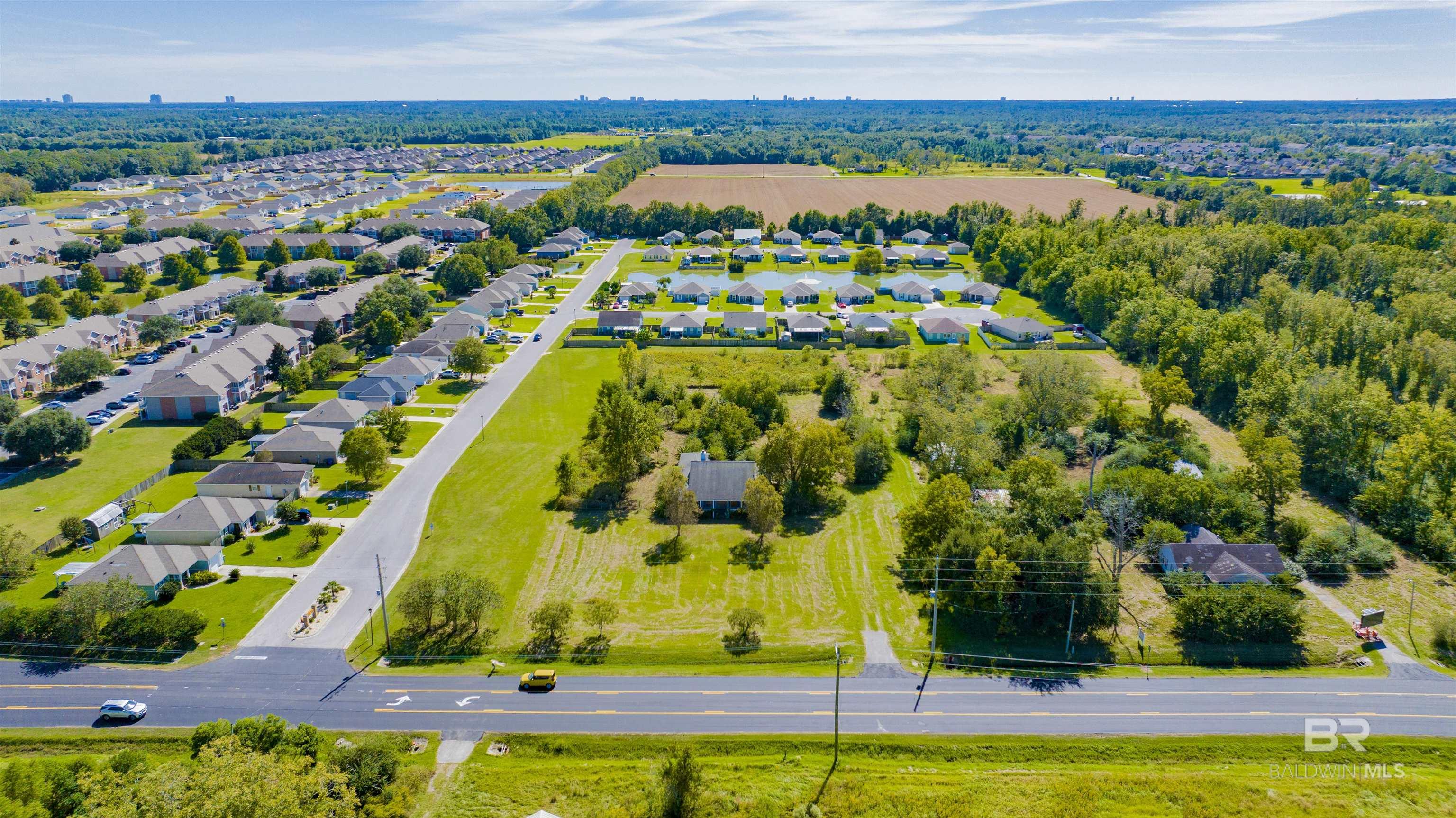 Homes for sale in Foley, AL | 19184 County Road 20, Foley, AL 36535 | MLS# 387061