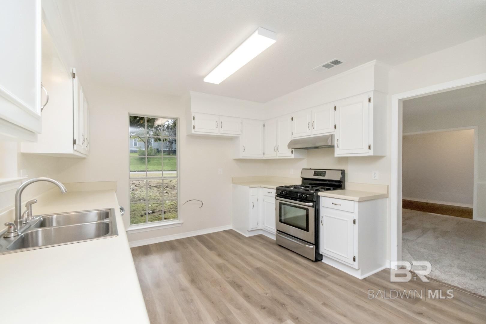 Homes for sale in Mobile, AL | 1352 W Carson Road, Mobile, AL 36695 | MLS# 387361