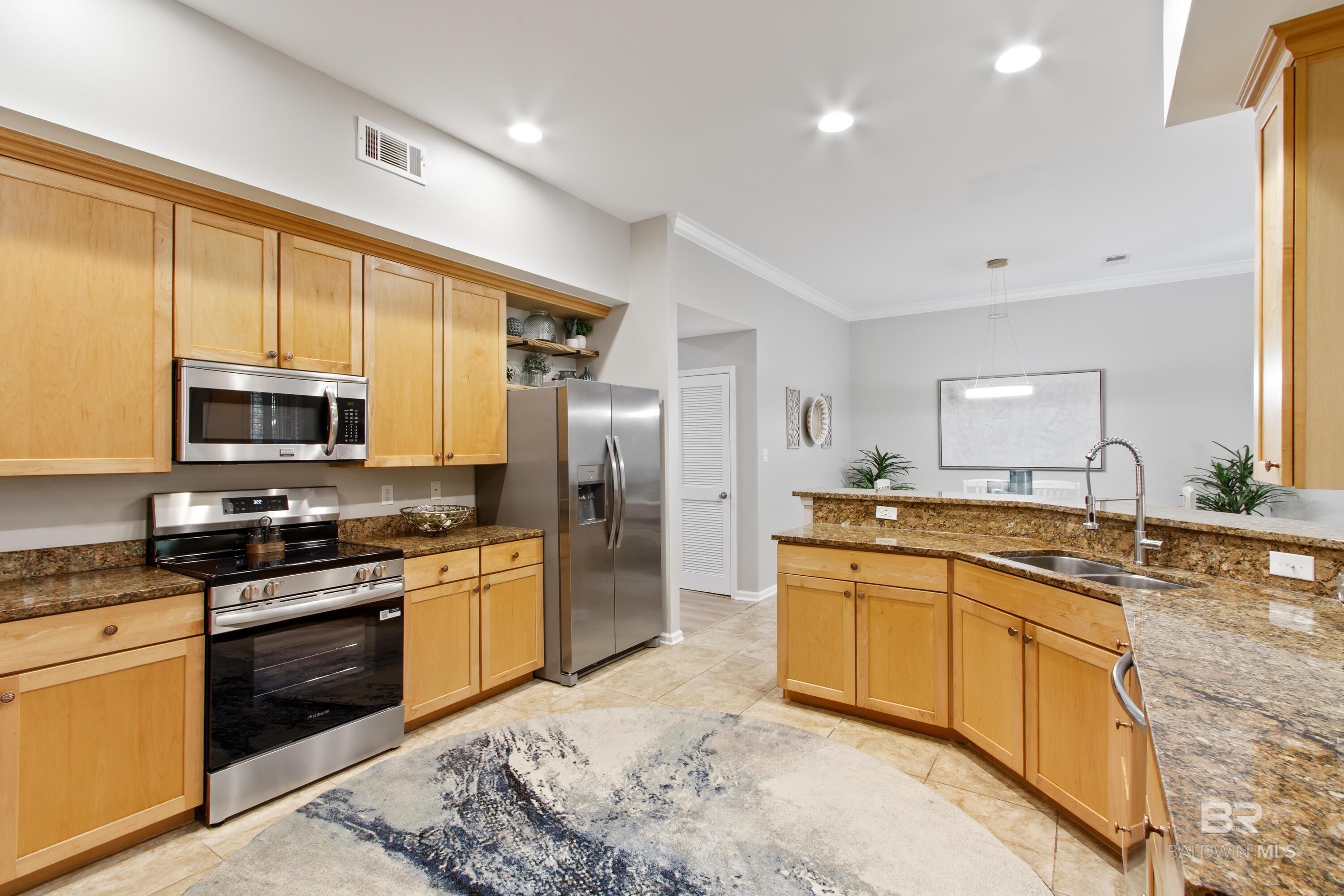 Homes for sale in Daphne, AL | 4 Yacht Club Dr #86, Daphne, AL 36526 | MLS# 387386