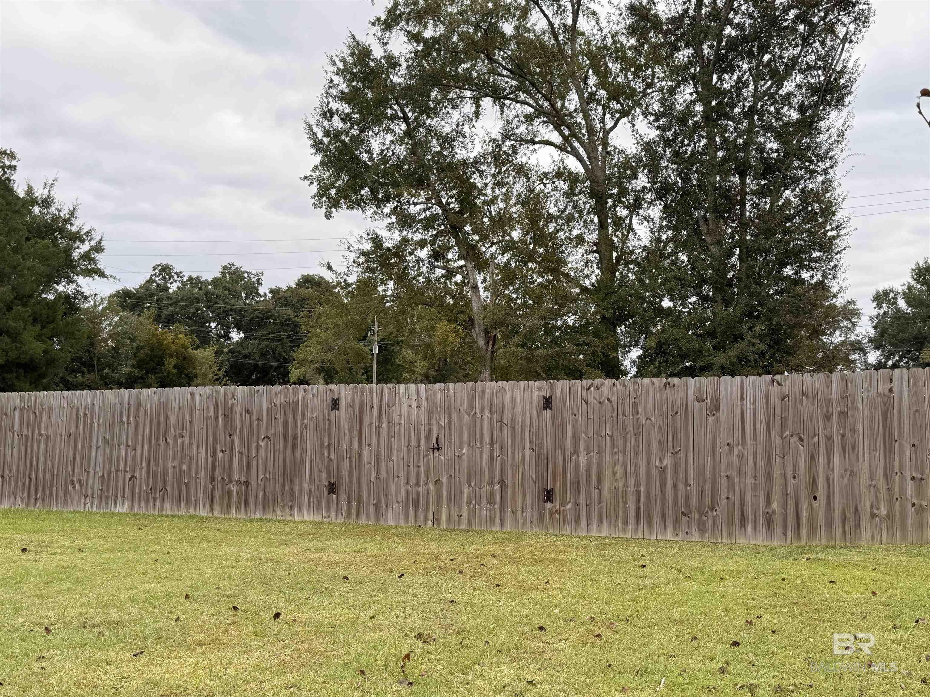 Homes for sale in Foley, AL | 1620 Woodbridge Circle, Foley, AL 36535 | MLS# 387419