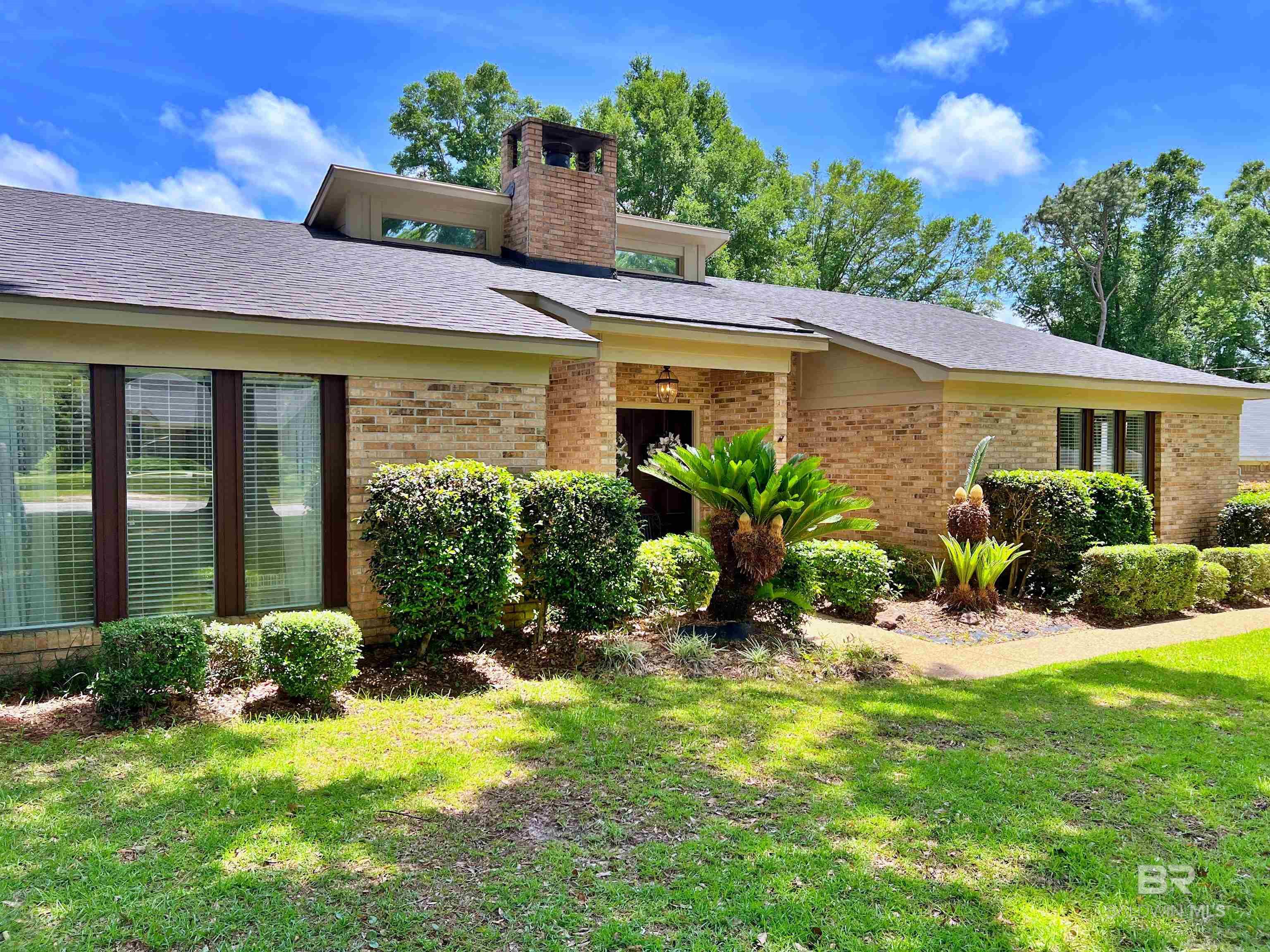 Homes for sale in Daphne, AL | 107 Charlotte Court, Daphne, AL 36526 | MLS# 387529