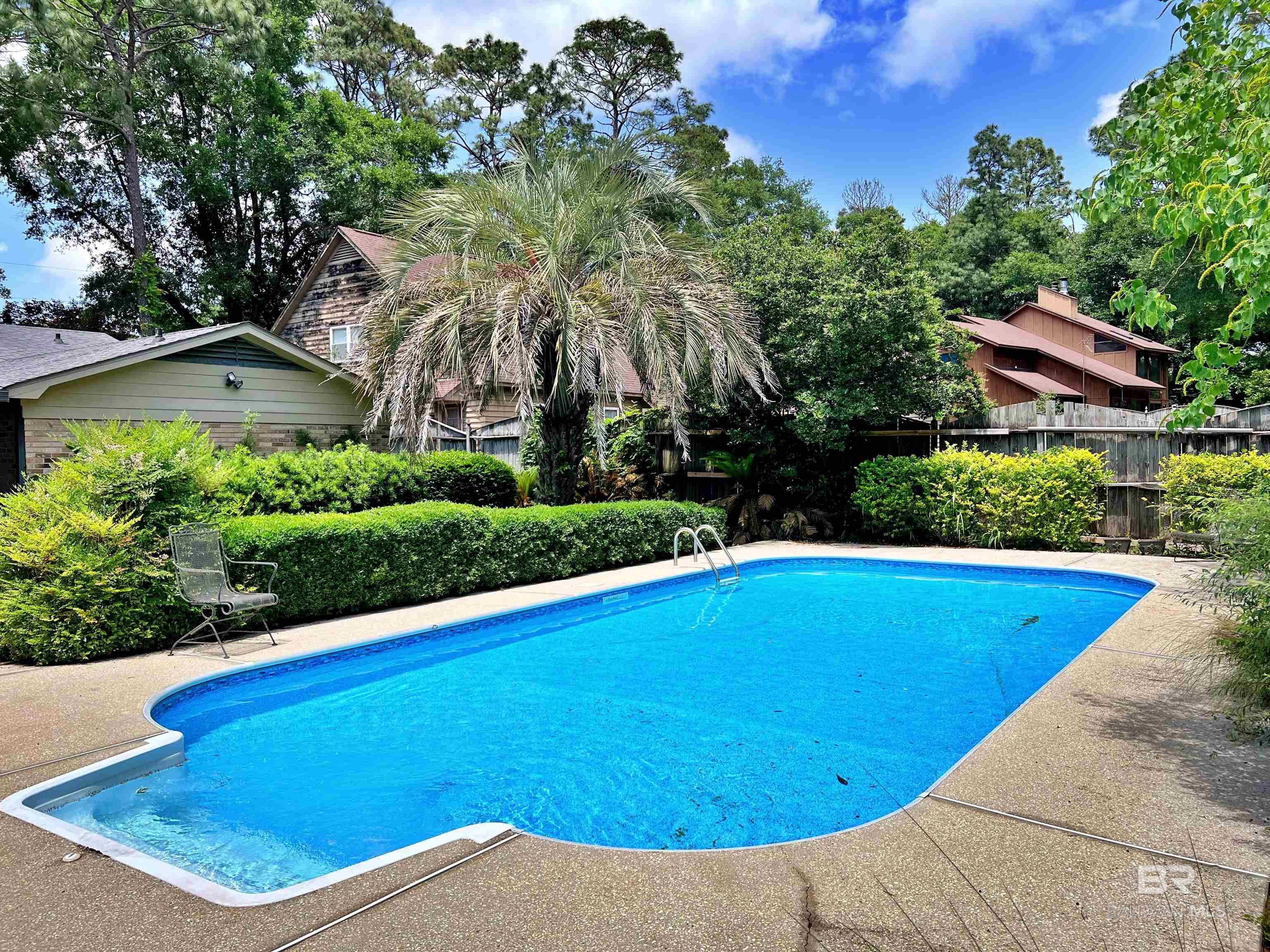 Homes for sale in Daphne, AL | 107 Charlotte Court, Daphne, AL 36526 | MLS# 387529