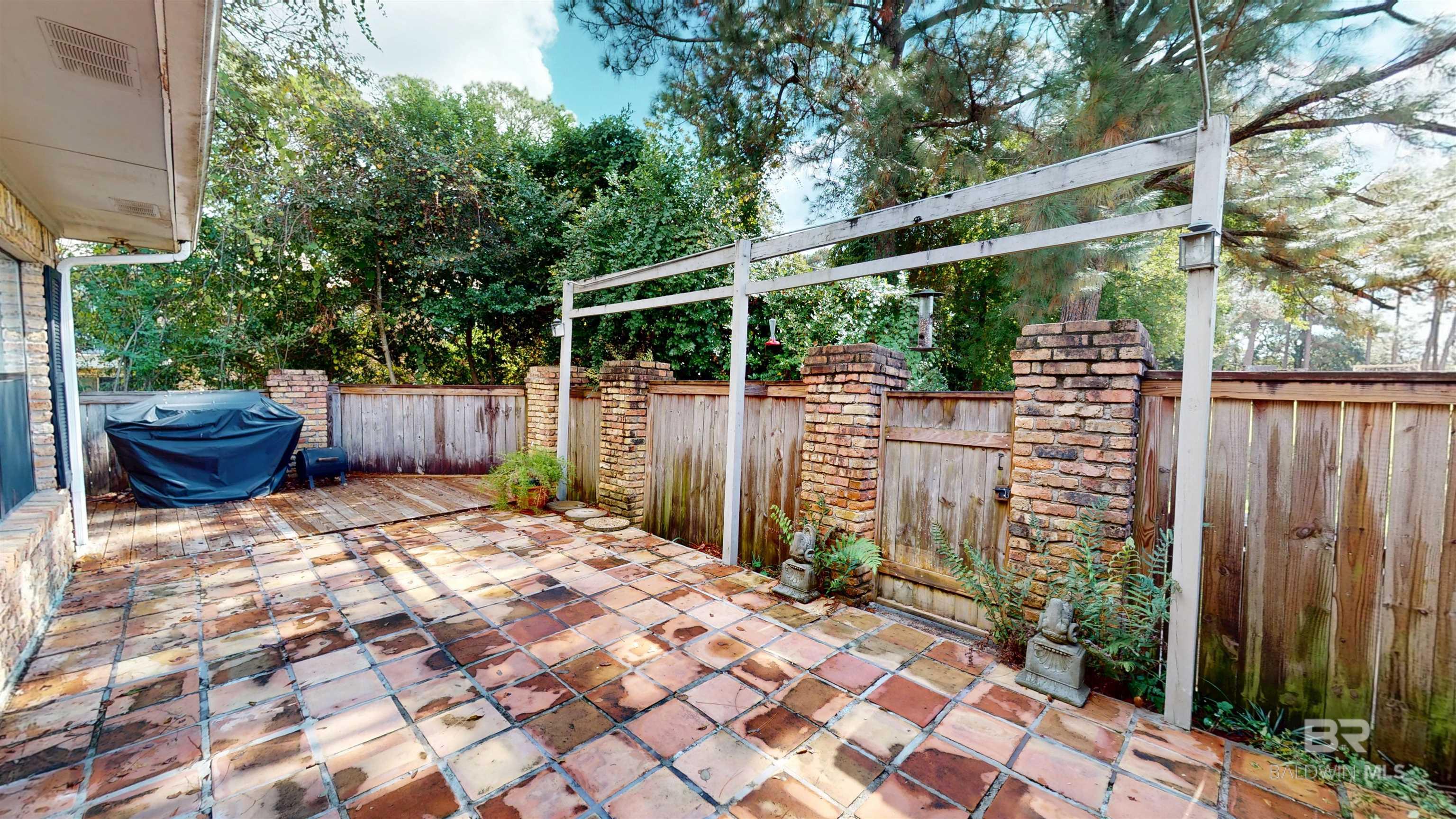 Homes for sale in Mobile, AL | 3901 S Berwyn Dr #0, Mobile, AL 36608 | MLS# 387563