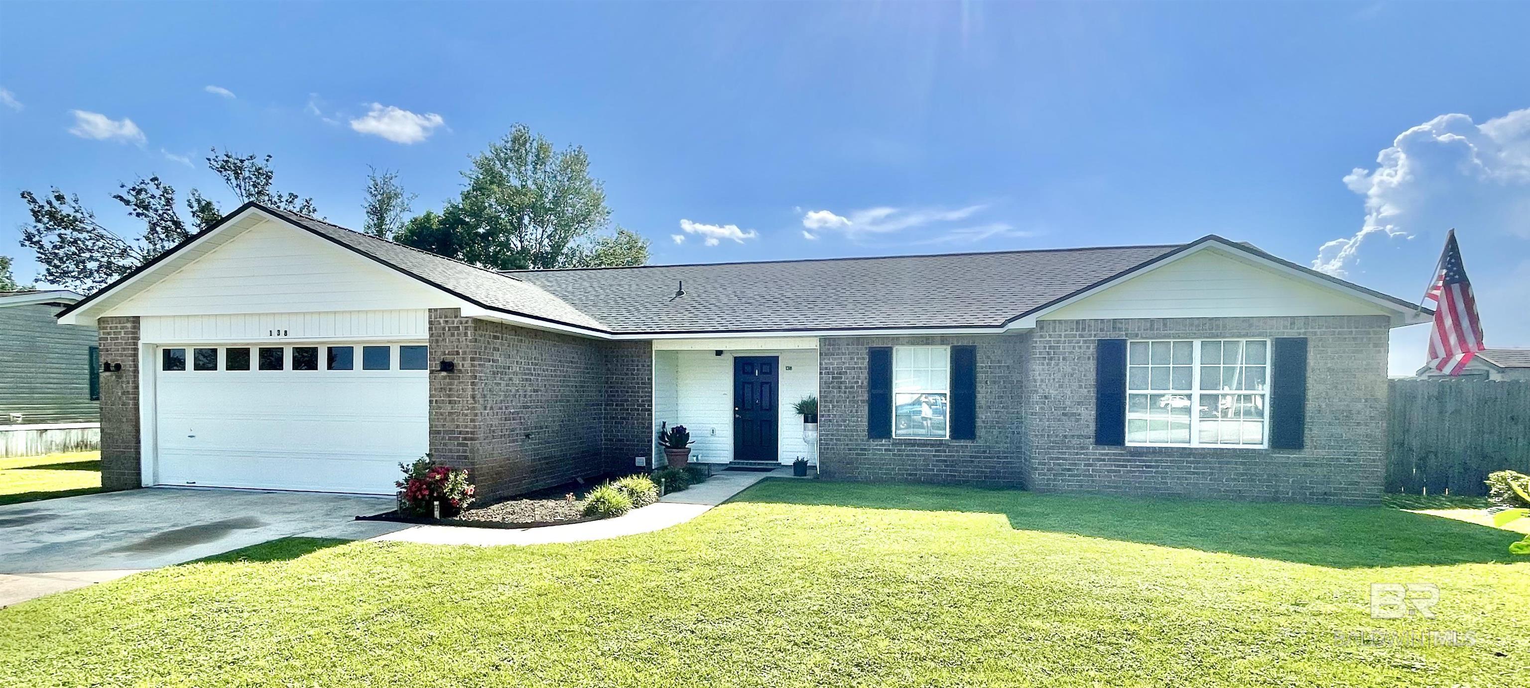 Homes for sale in Robertsdale, AL | 138 Eagles Loop, Robertsdale, AL 36567 | MLS# 387569