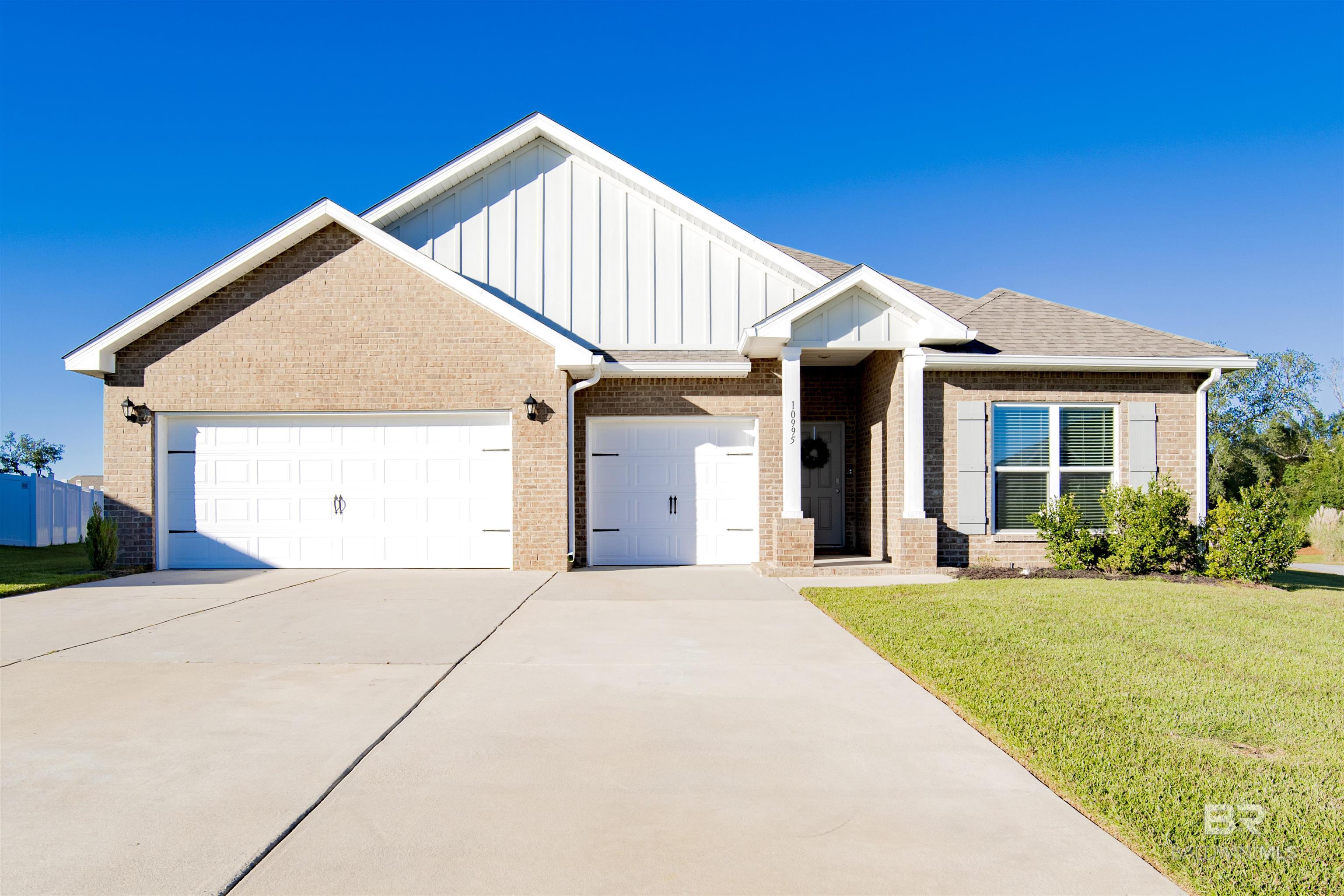 Homes for sale in Daphne, AL | 10995 Winning Colors Trail, Daphne, AL 36526 | MLS# 387600