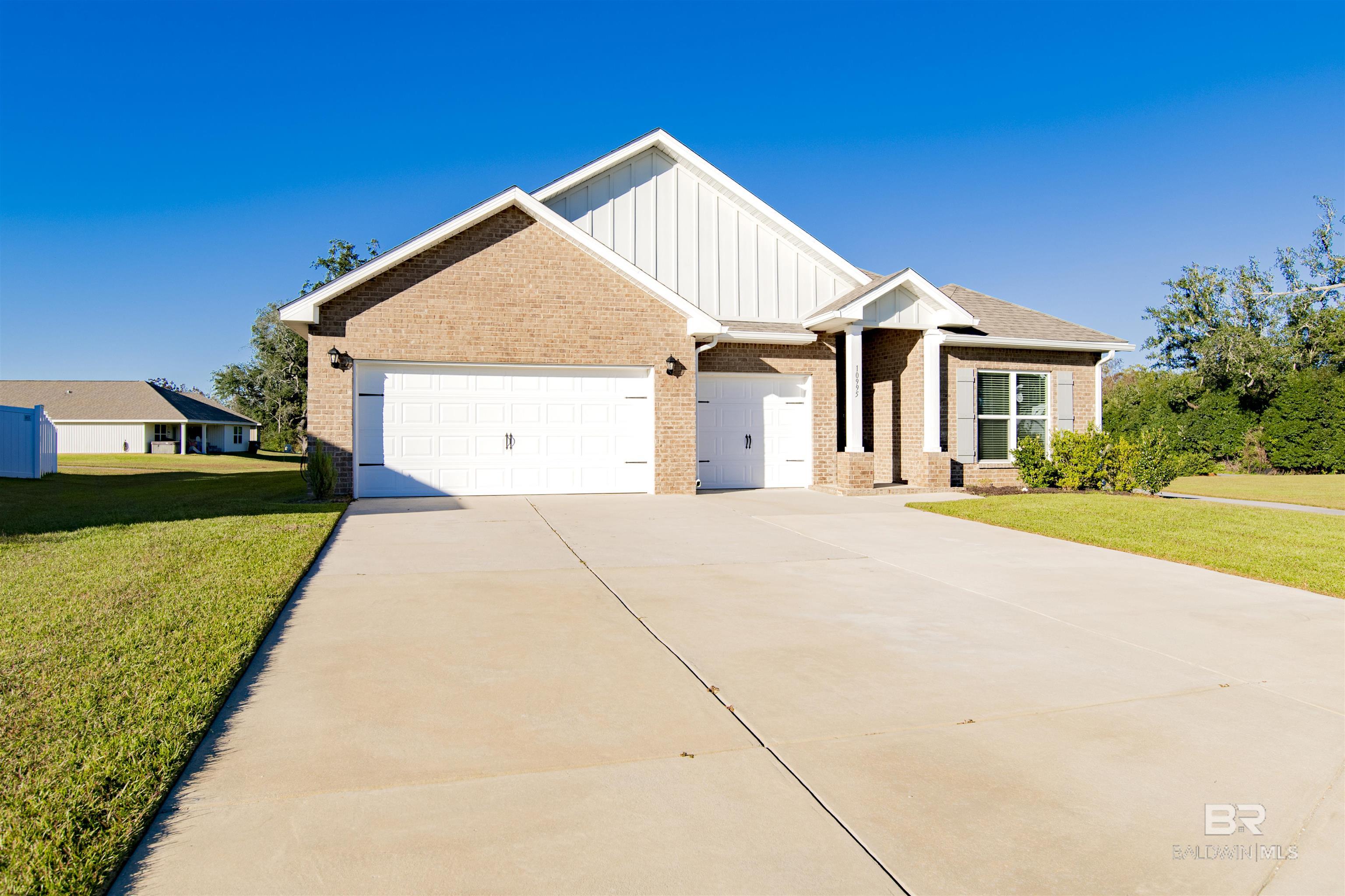 Homes for sale in Daphne, AL | 10995 Winning Colors Trail, Daphne, AL 36526 | MLS# 387600