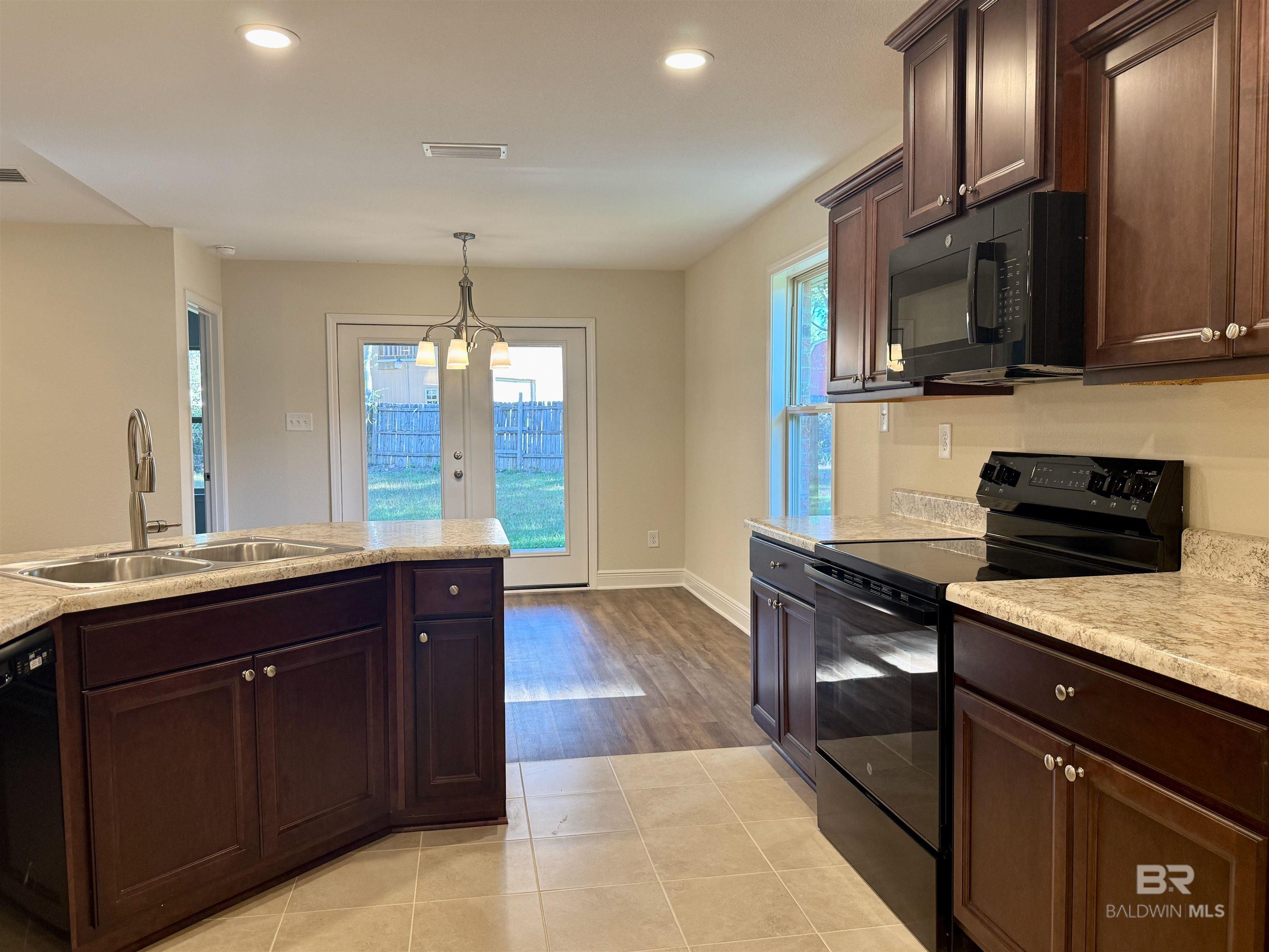 Homes for sale in Mobile, AL | 3315 Hartsfield Way, Mobile, AL 36695 | MLS# 387627