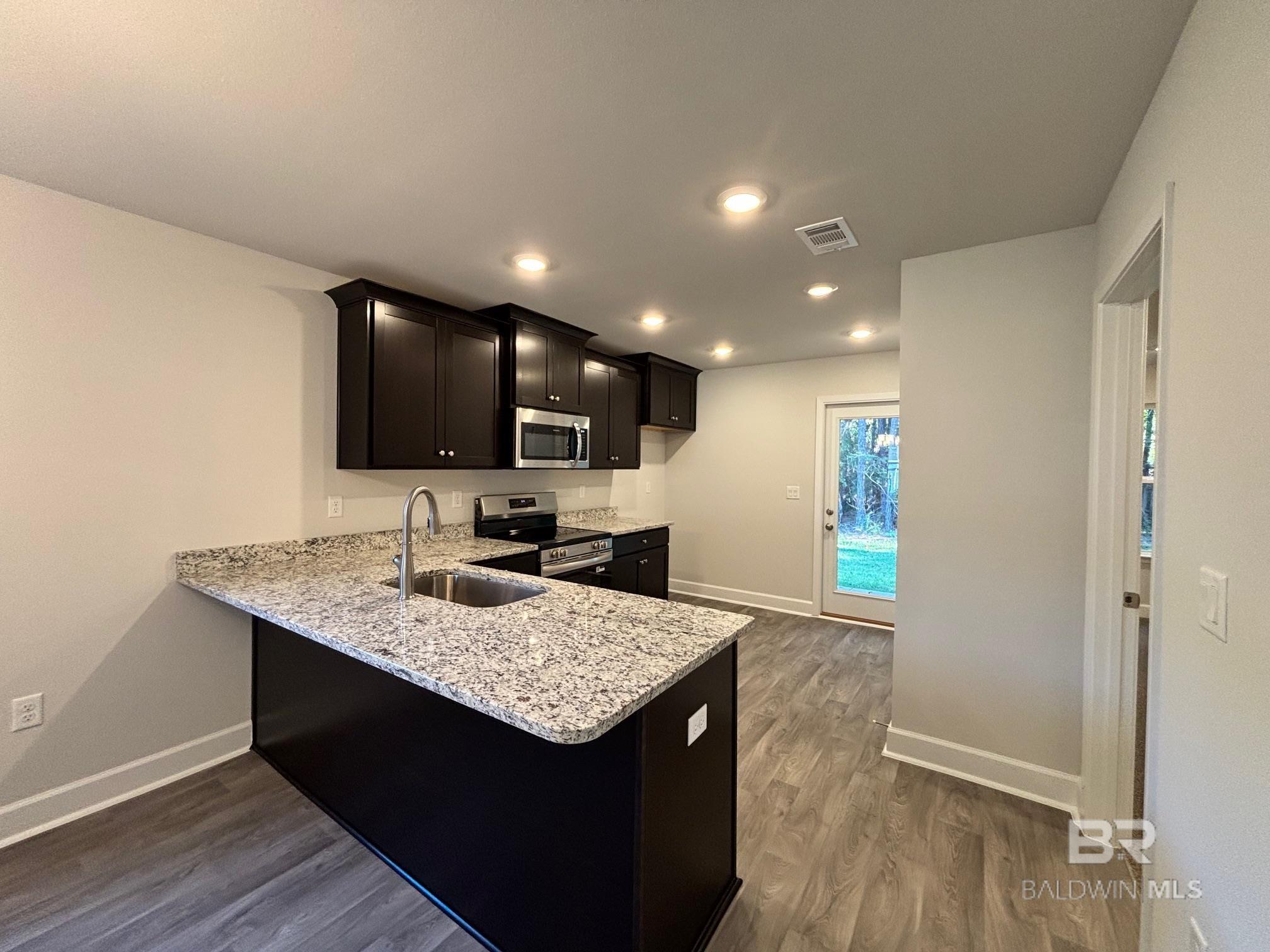 Homes for sale in Daphne, AL | 76 Summer Oaks Dr, Daphne, AL 36526 | MLS# 387774