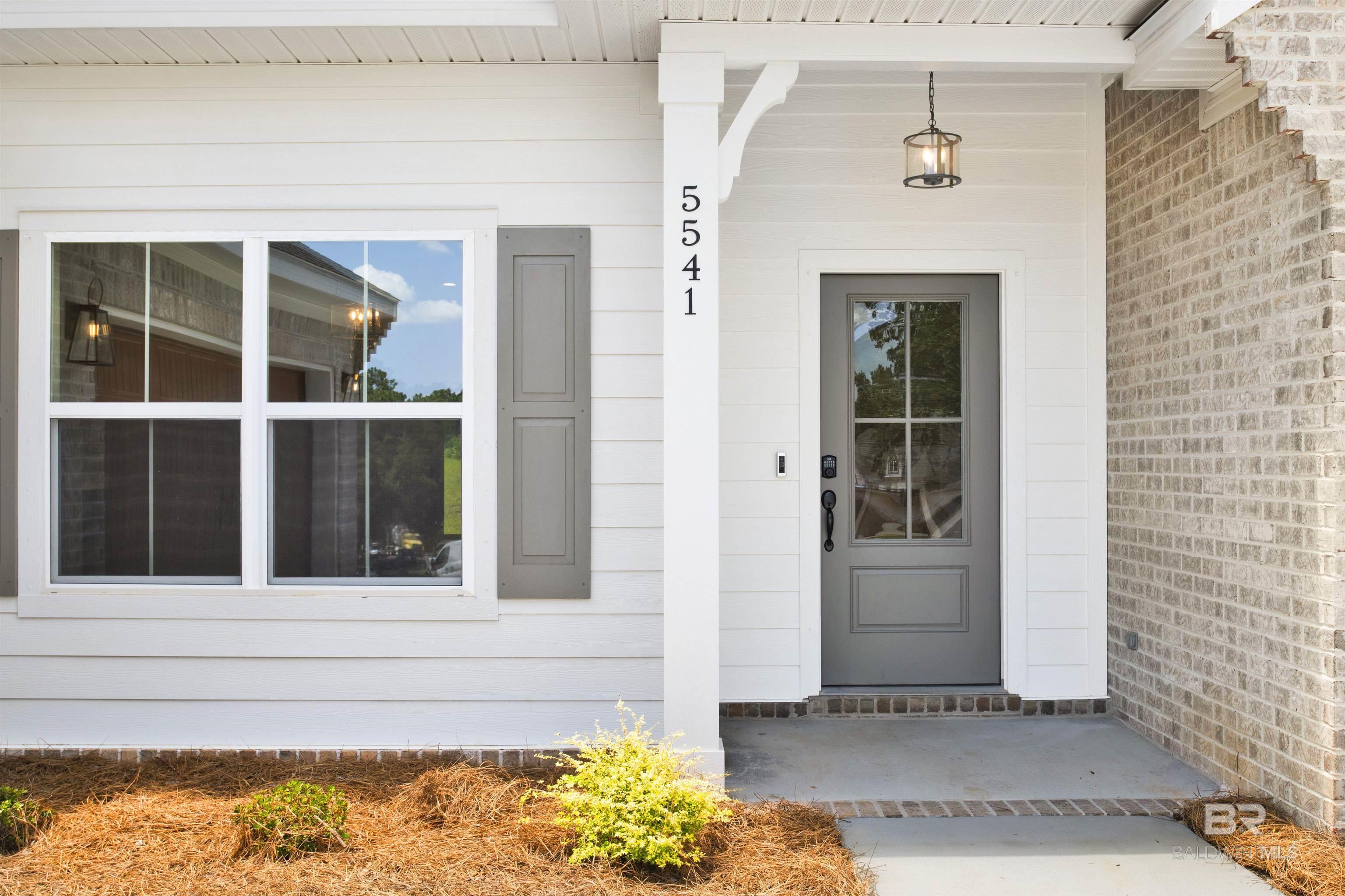 Homes for sale in Mobile, AL | 5541 Cross Creek Dr, Mobile, AL 36693 | MLS# 387917