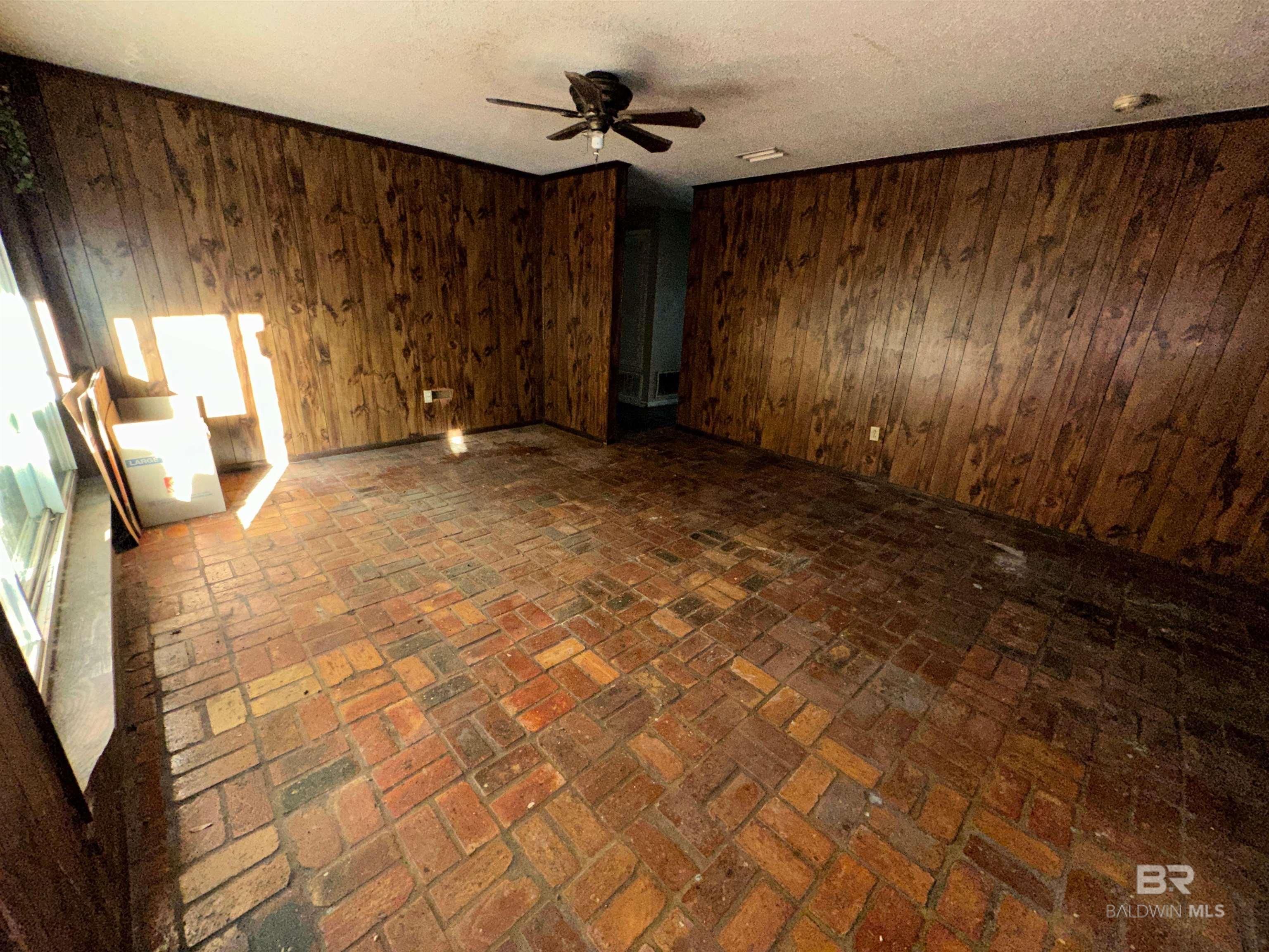 Homes for sale in Satsuma, AL | 322 Thunderbird Dr, Satsuma, AL 36572 | MLS# 387945