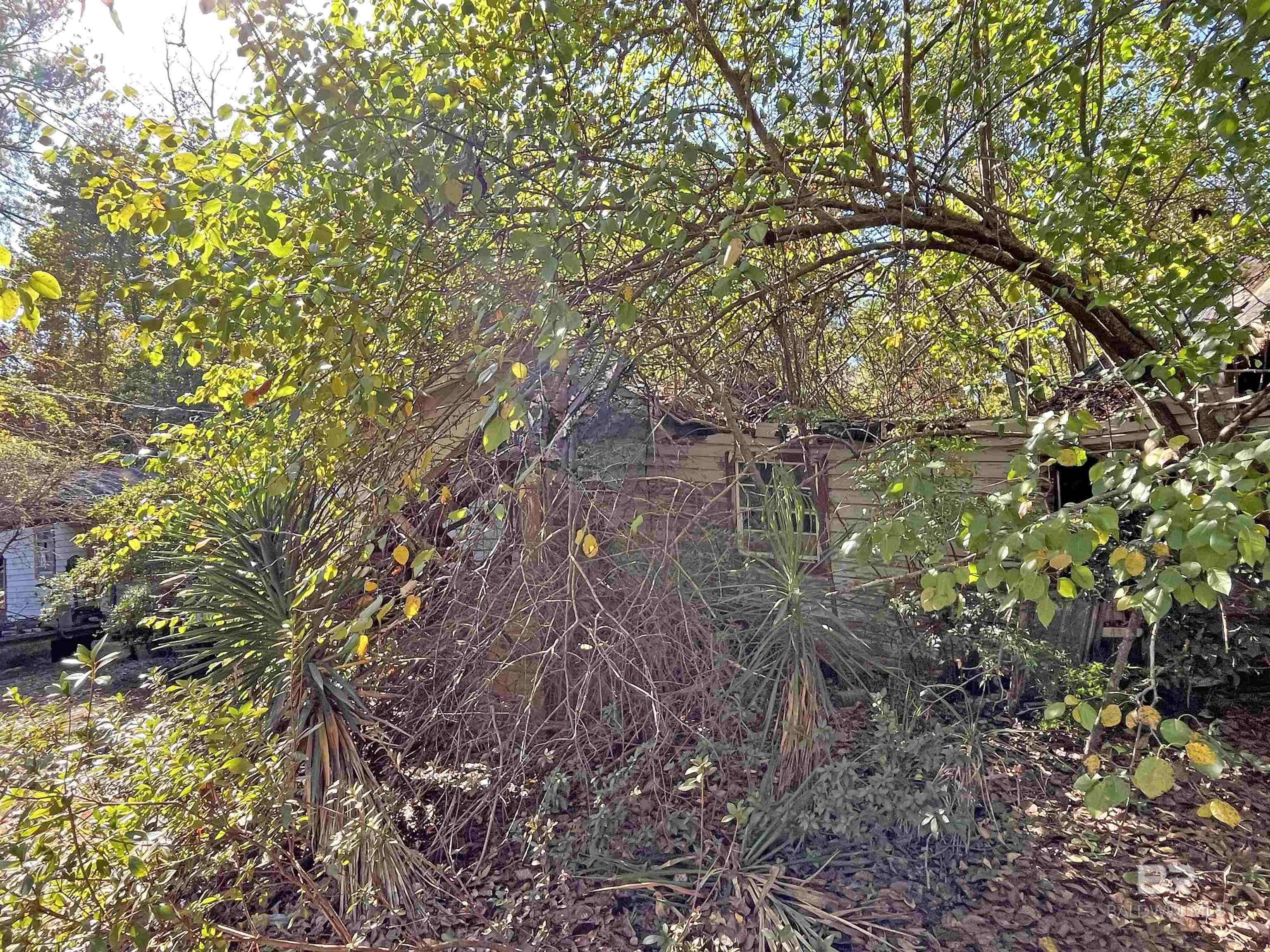 Homes for sale in Brewton, AL | 726 Travis Street, Brewton, AL 36426 | MLS# 388571