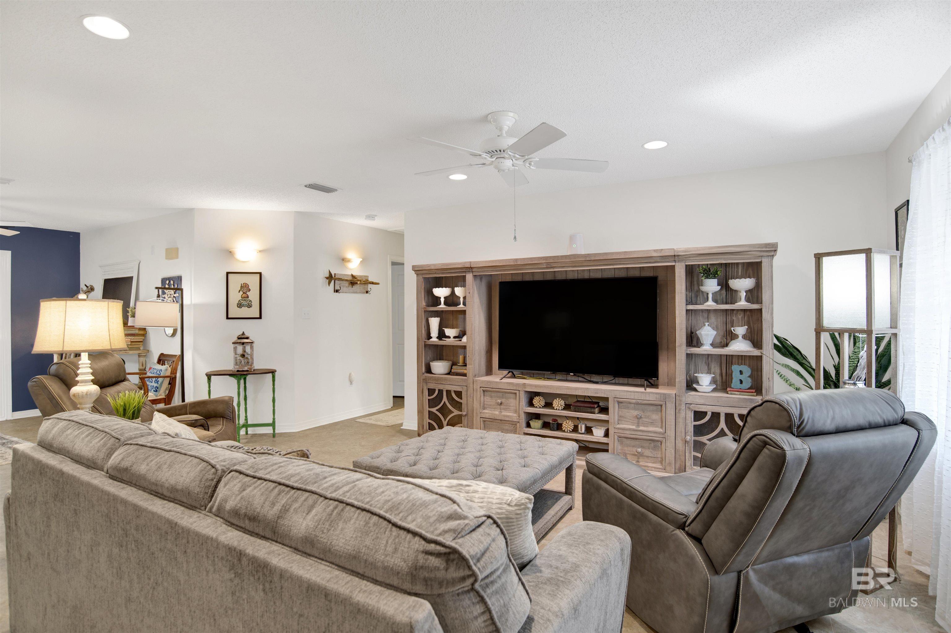 Homes for sale in Elberta, AL | 9427 Hammock Road, Elberta, AL 36530 | MLS# 388773