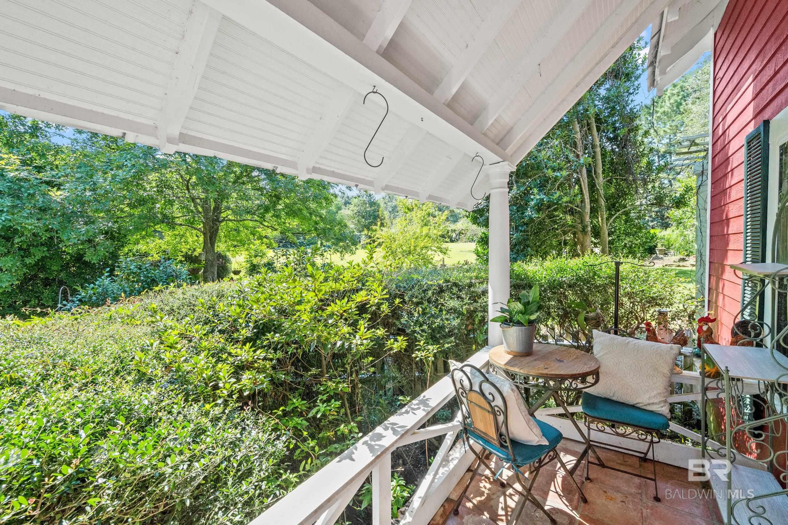 22985 High Ridge Road