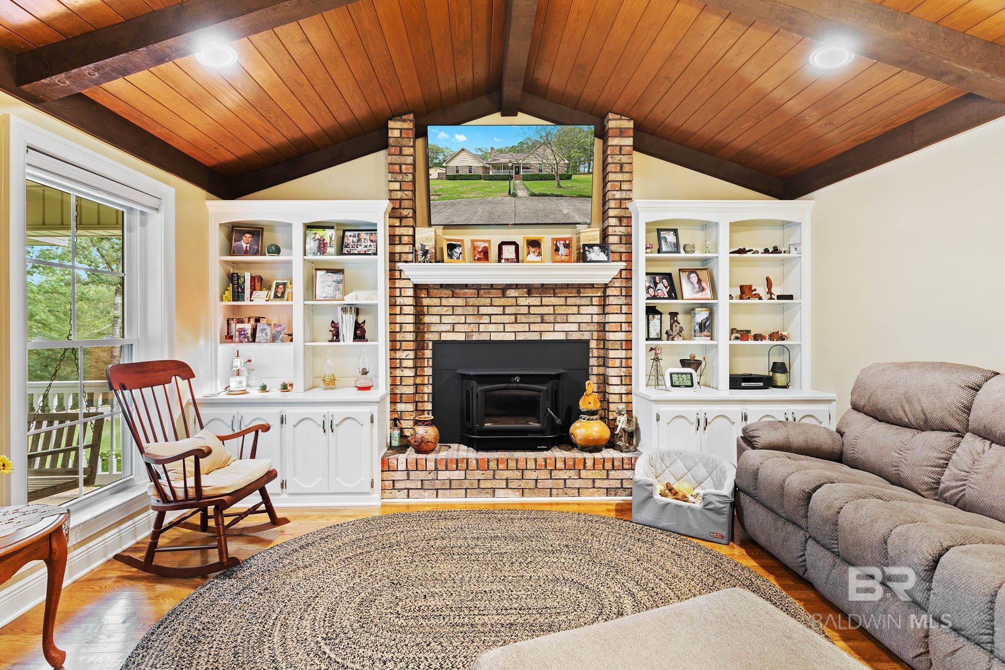 Homes for sale in Monroeville, AL | 560 Veterans Avenue, Monroeville, AL 36460 | MLS# 389313