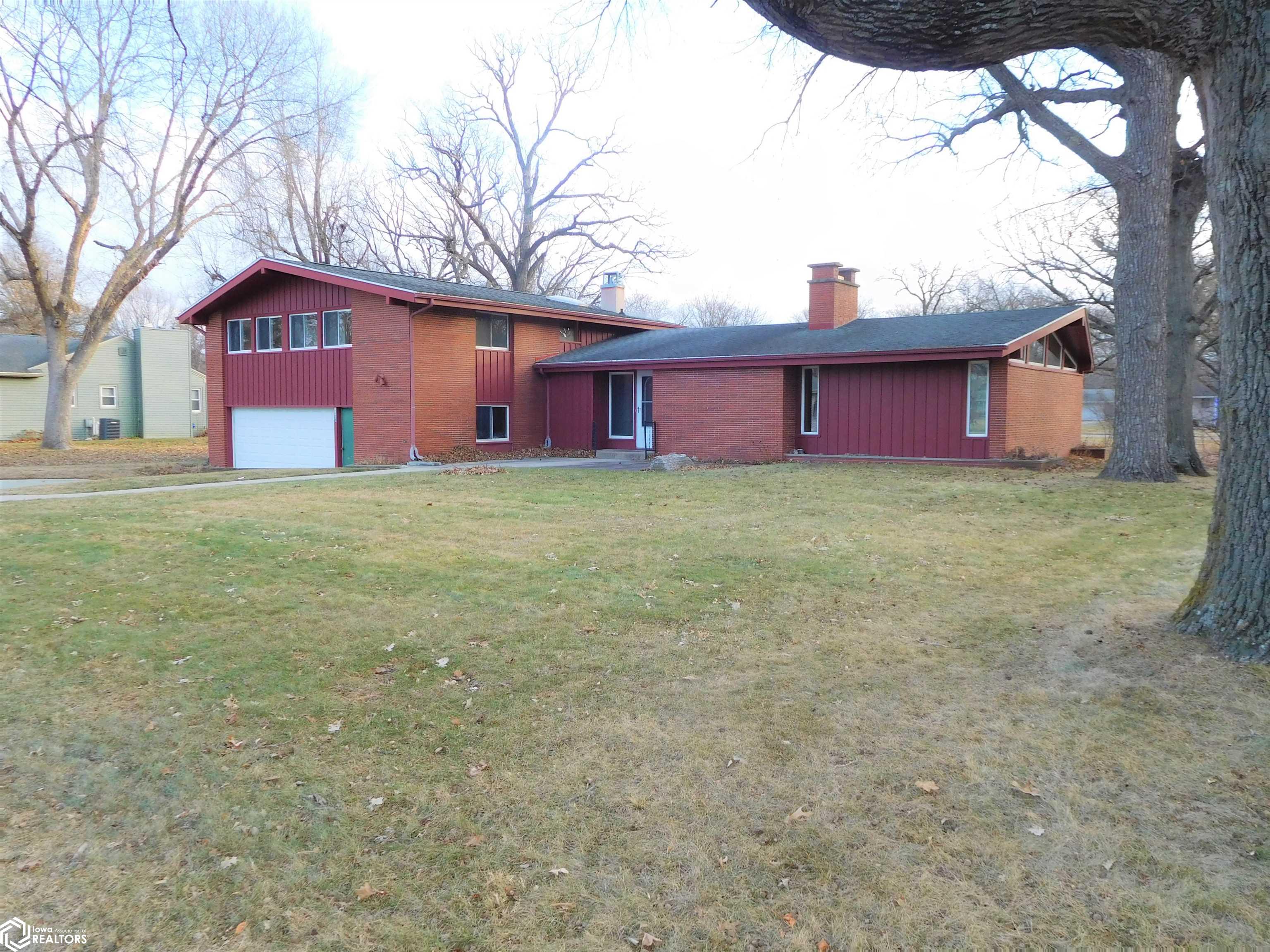 Jefferson Iowa Realty Jefferson, IA