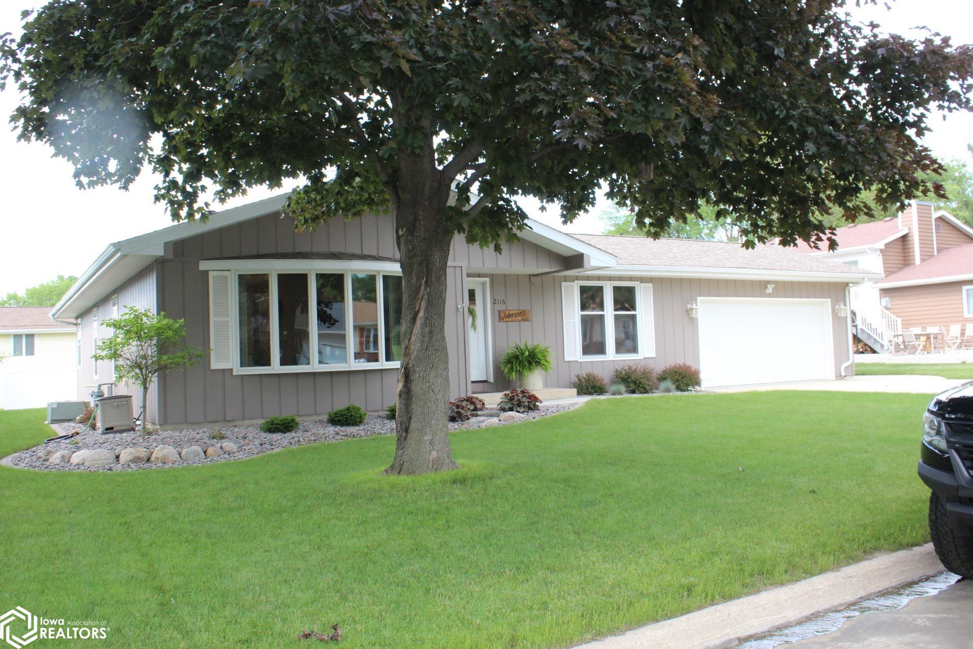 Schoneman, REALTORS® Garner, IA