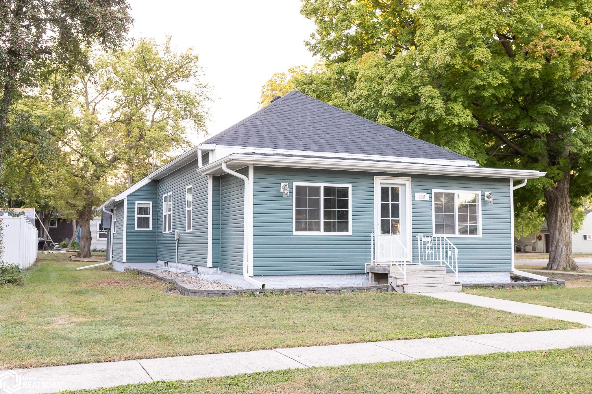 620 Rose Ave, Garner House for Sale Schoneman, REALTORS®