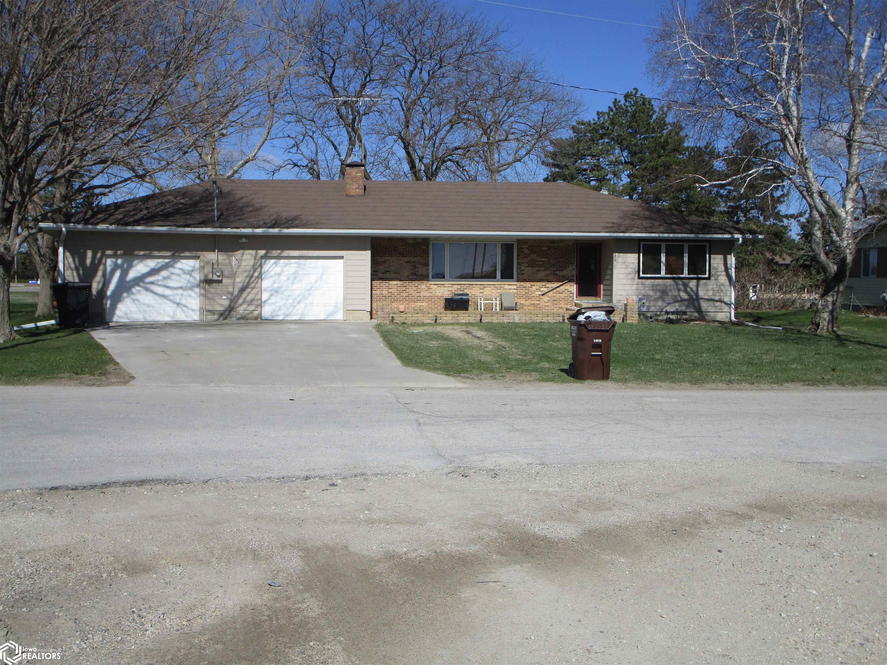 Listing Tile Photo