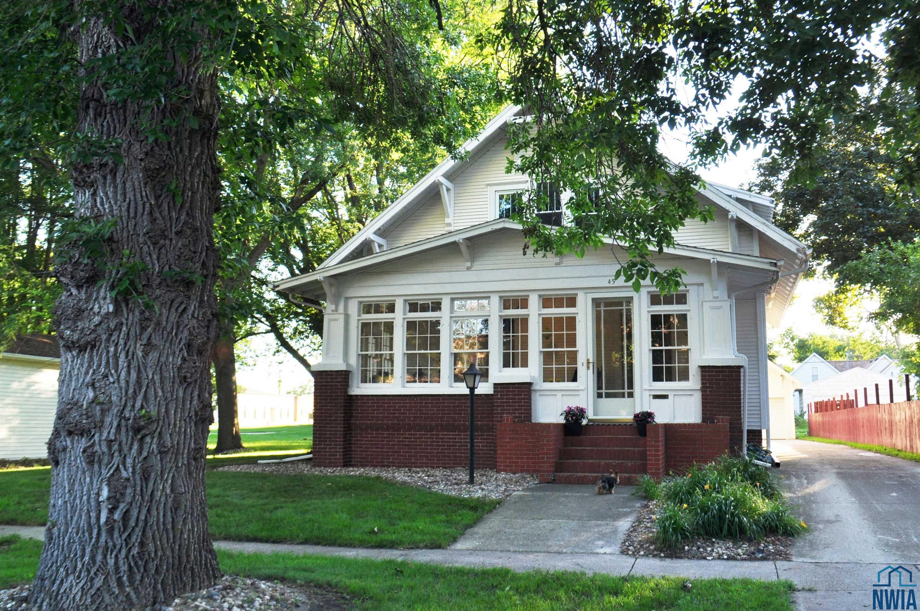 Siouxland Town & Country Realty Serving Sioux Center, Orange City