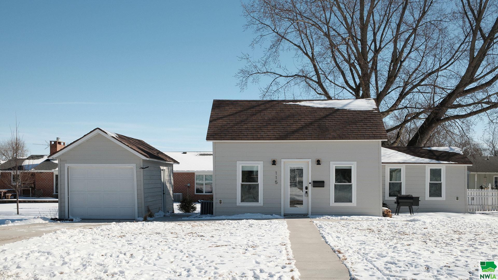 115 Dover Ave NE						  						 , Orange City						 , IA						  51041						  