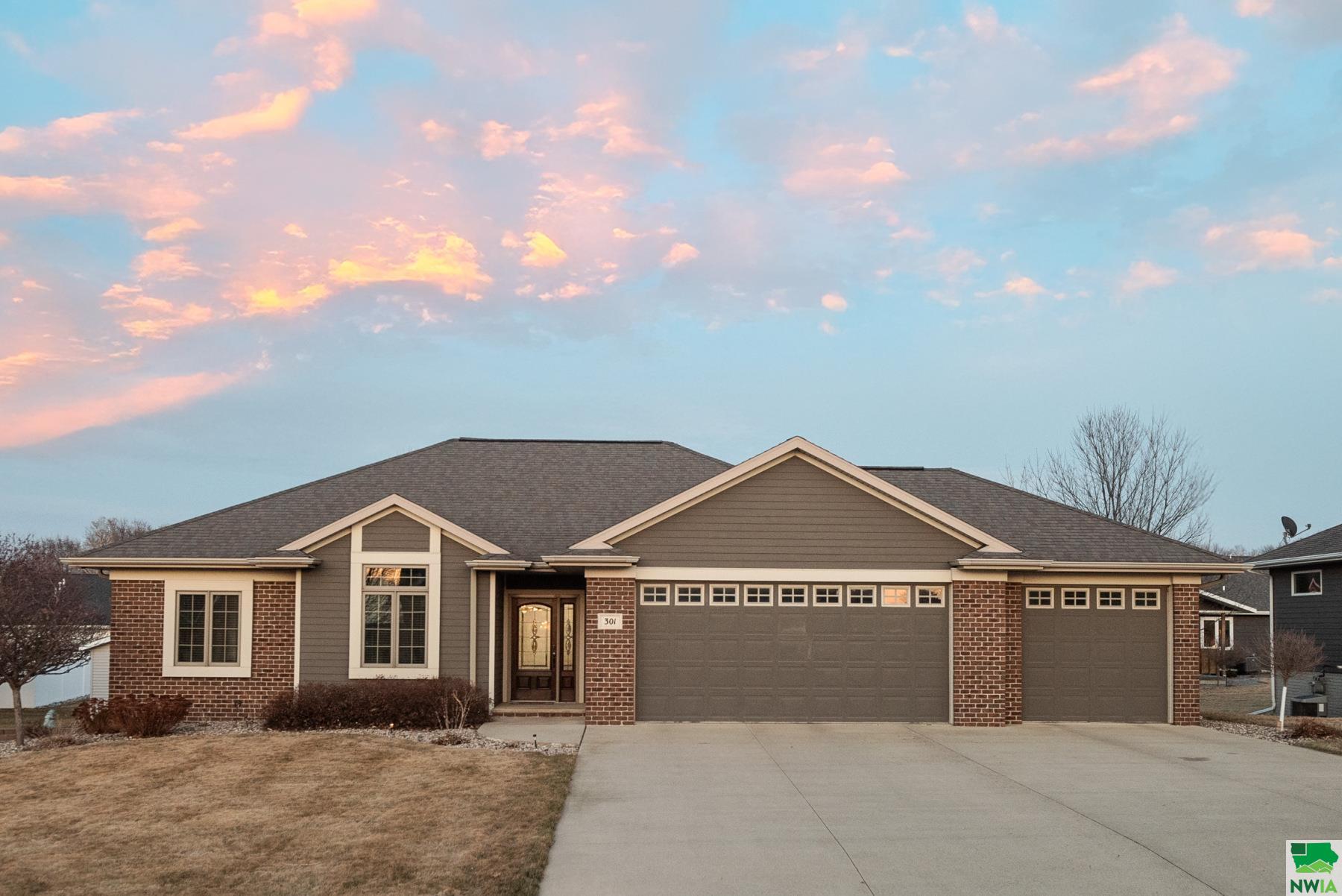 301 MICHIGAN AVE NW						  						 , Orange City						 , IA						  51041						  